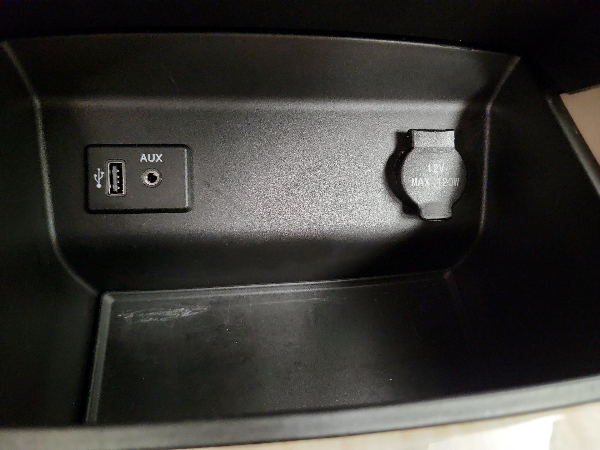 Thumbnail: 2018 Nissan Altima - 19