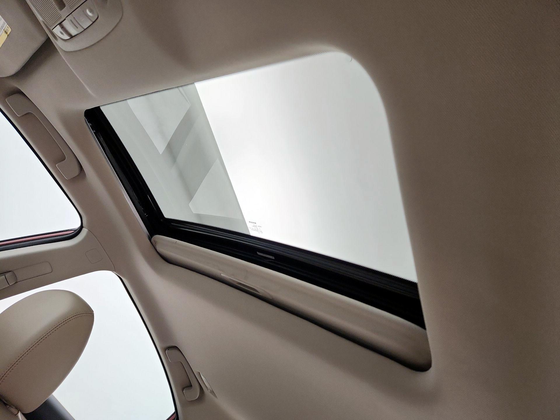 Thumbnail: 2018 Nissan Altima - 20