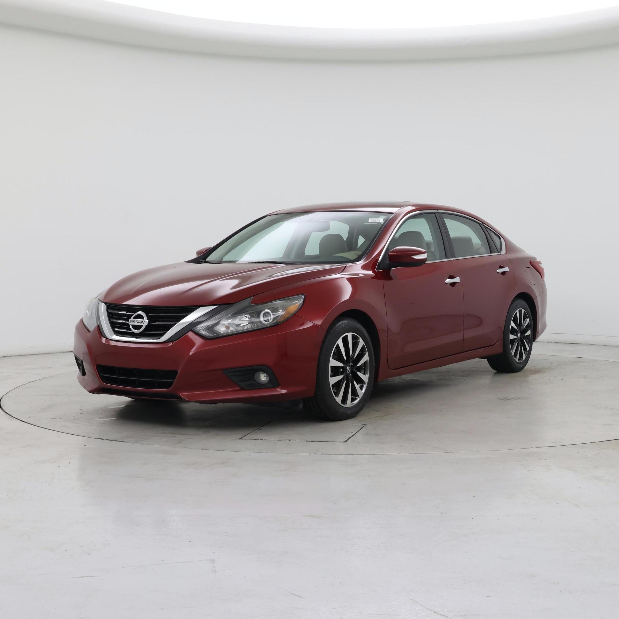 Thumbnail: 2018 Nissan Altima - 4