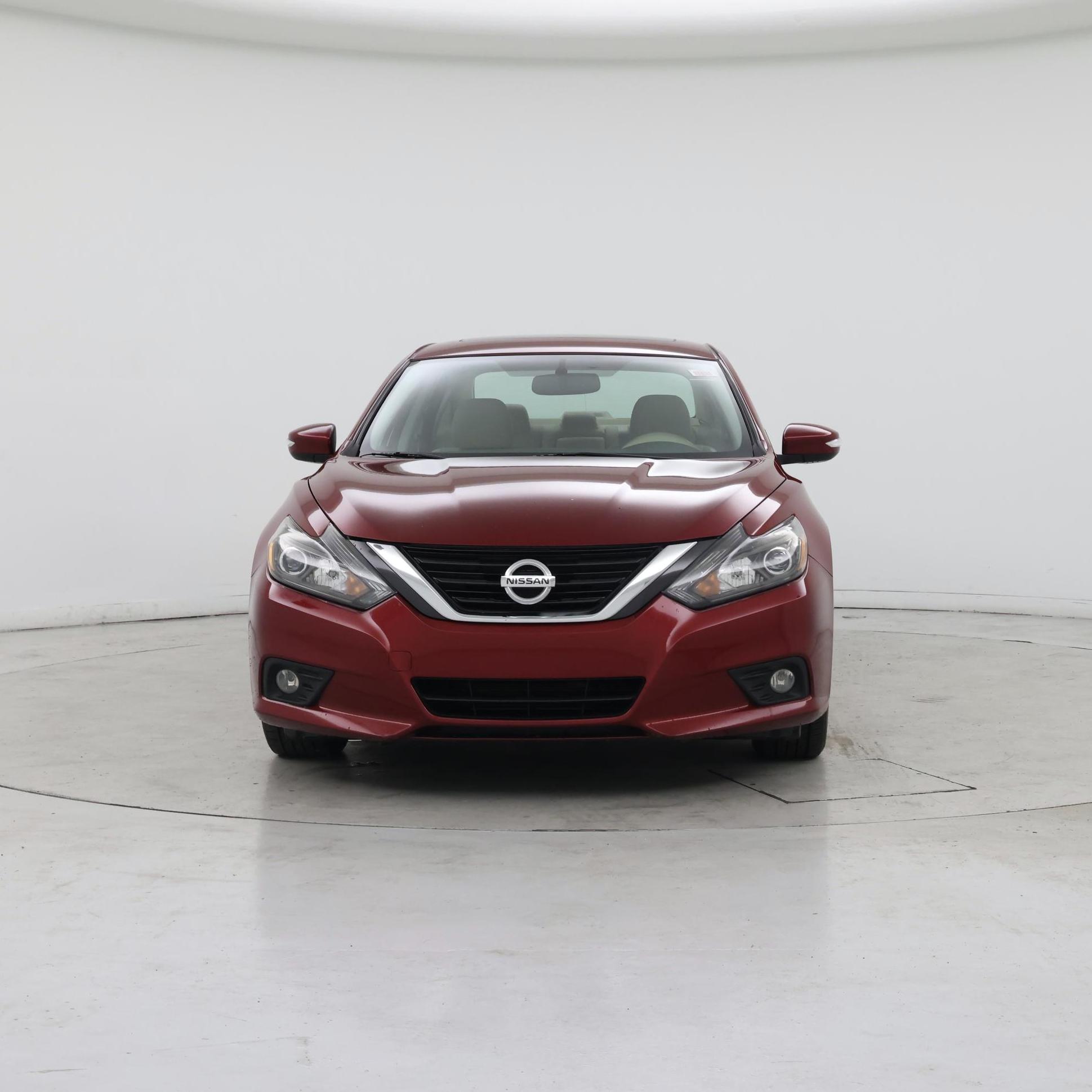 Thumbnail: 2018 Nissan Altima - 5