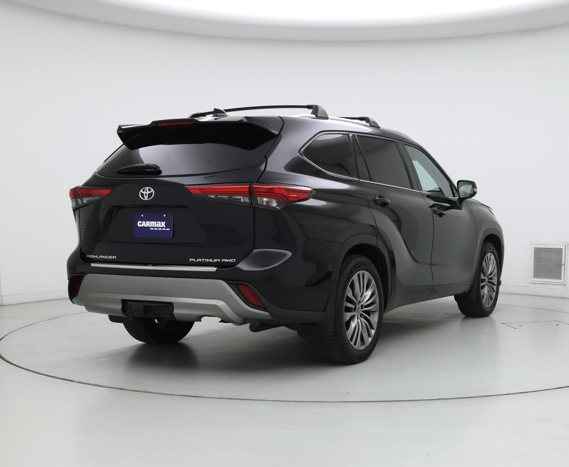 Thumbnail: 2021 Toyota Highlander - 8