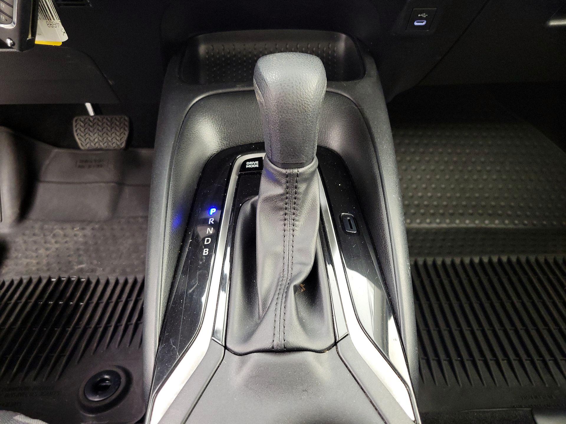 Thumbnail: 2023 Toyota Corolla - 18