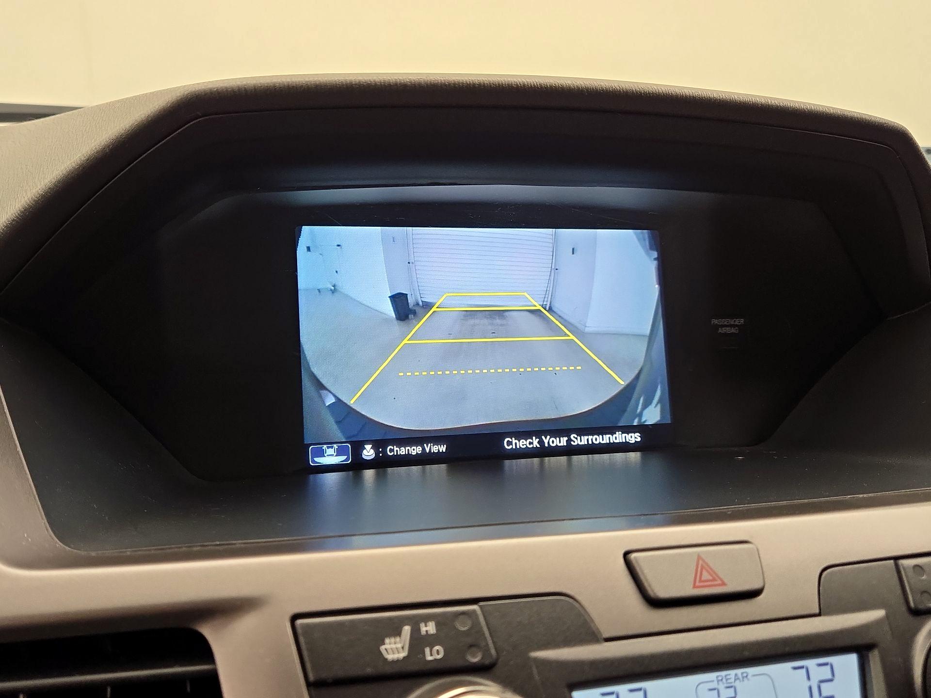 Thumbnail: 2016 Honda Odyssey - 15