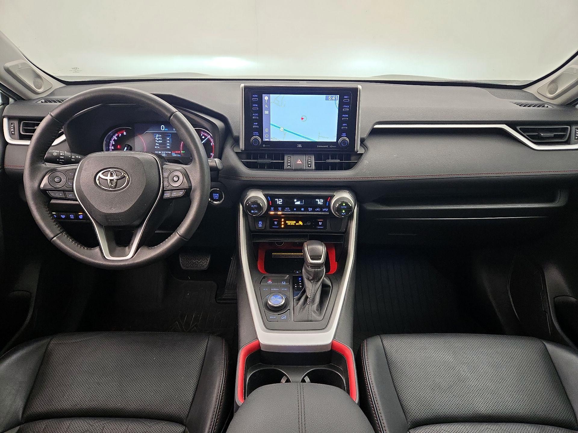 Thumbnail: 2021 Toyota RAV4 - 9