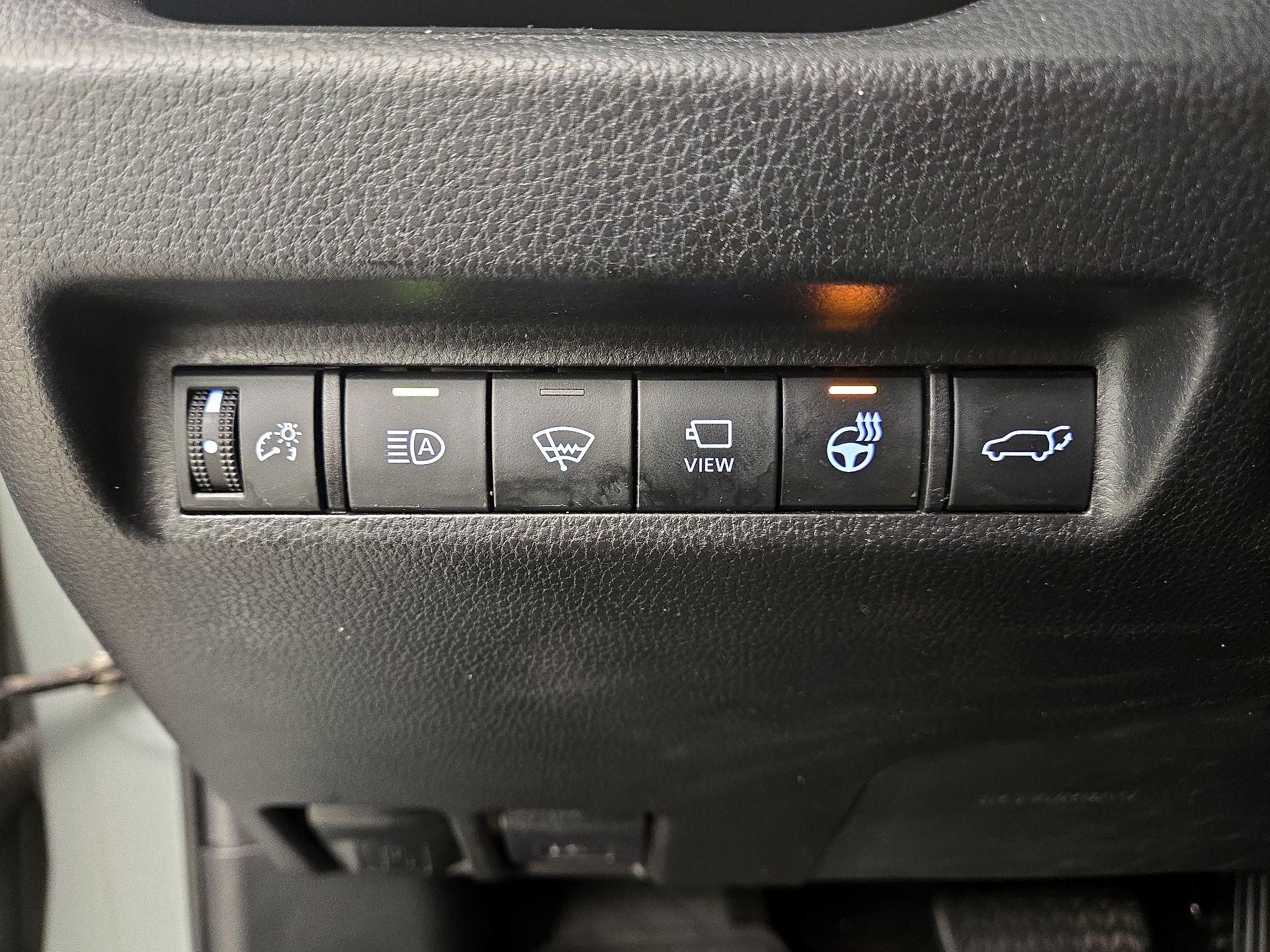 Thumbnail: 2021 Toyota RAV4 - 13