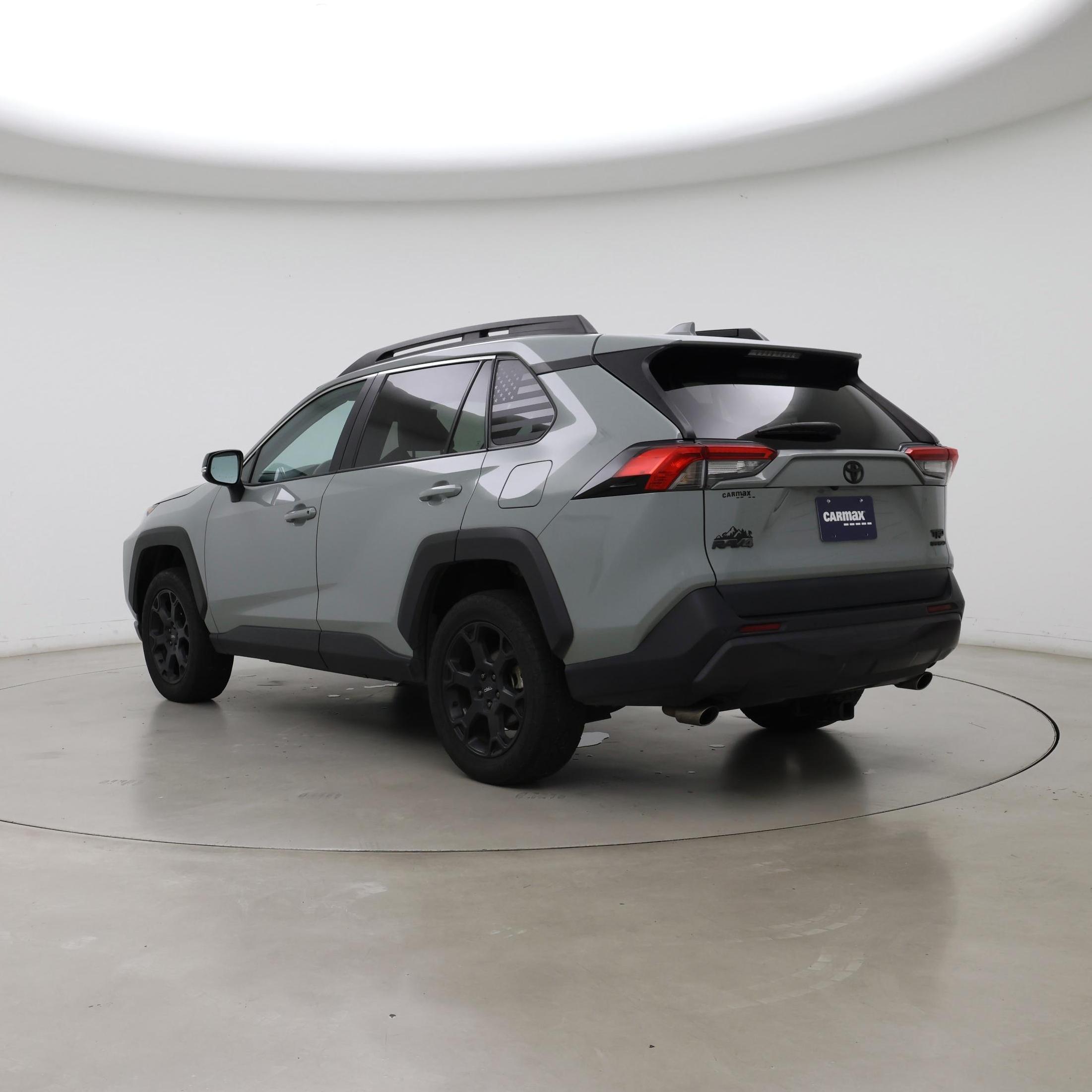 Thumbnail: 2021 Toyota RAV4 - 2