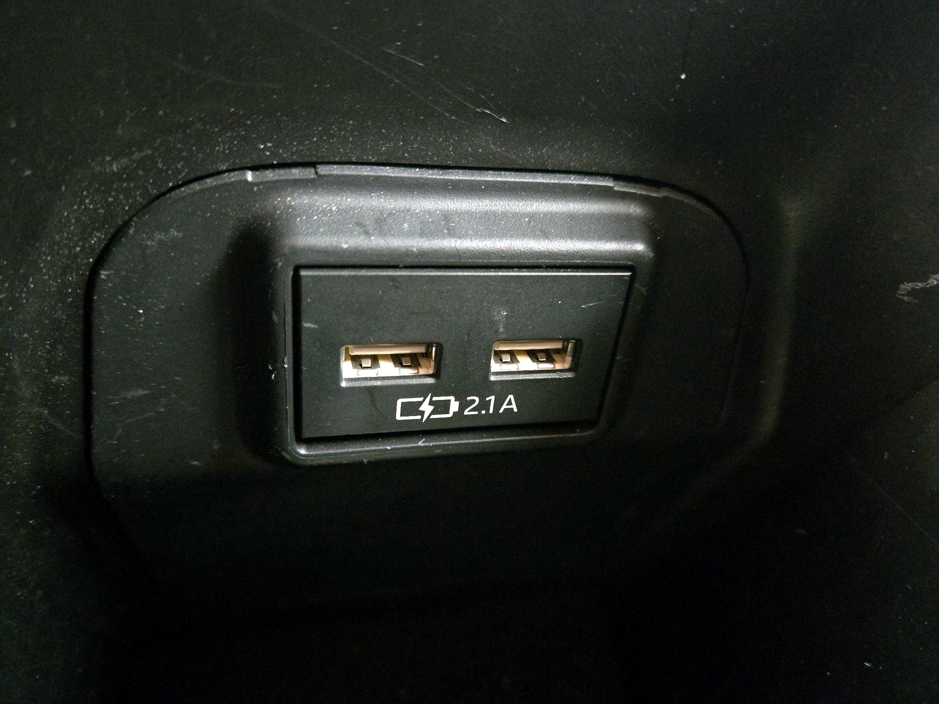 Thumbnail: 2021 Toyota RAV4 - 19