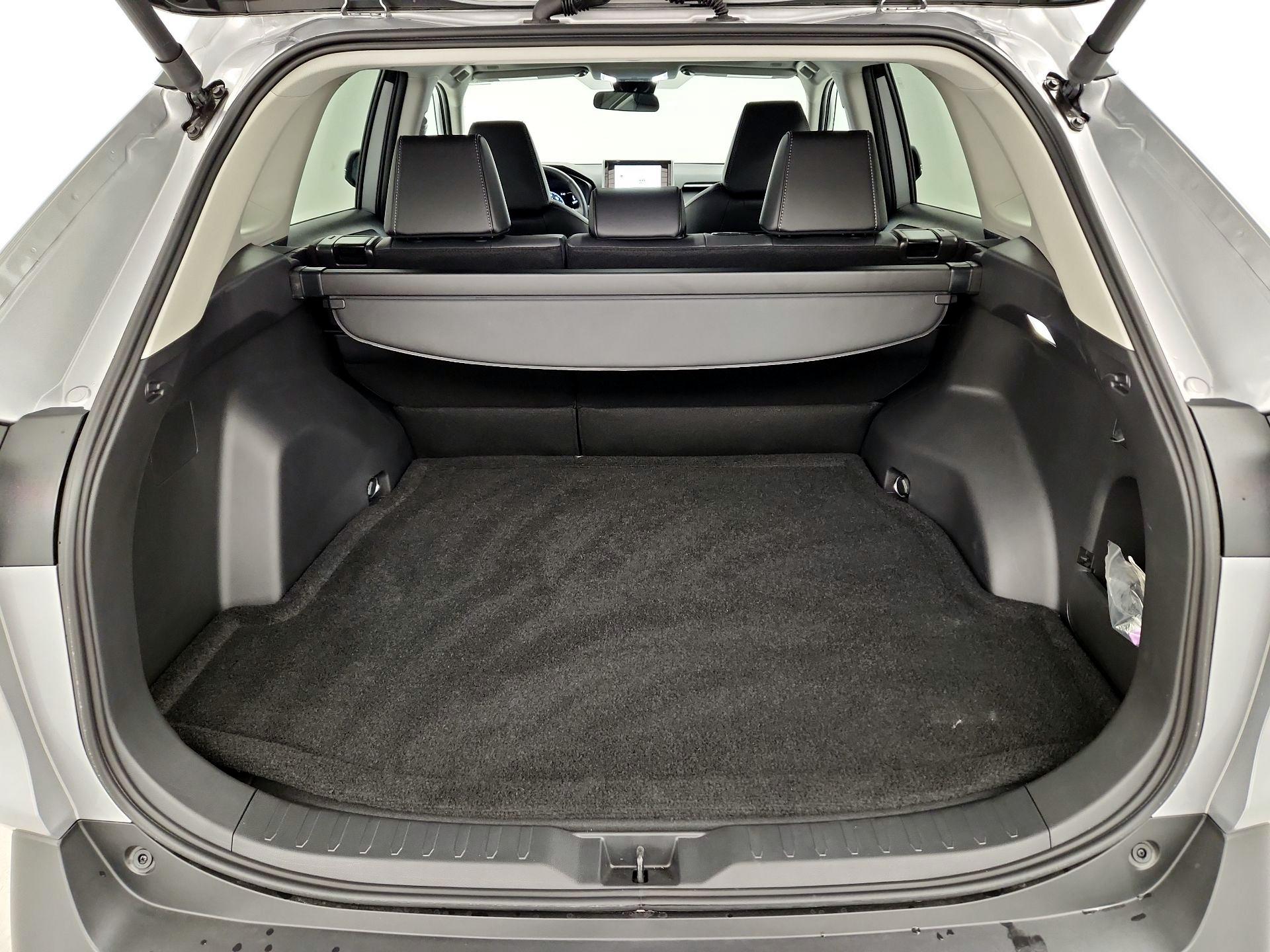 Thumbnail: 2025 Toyota RAV4 - 19