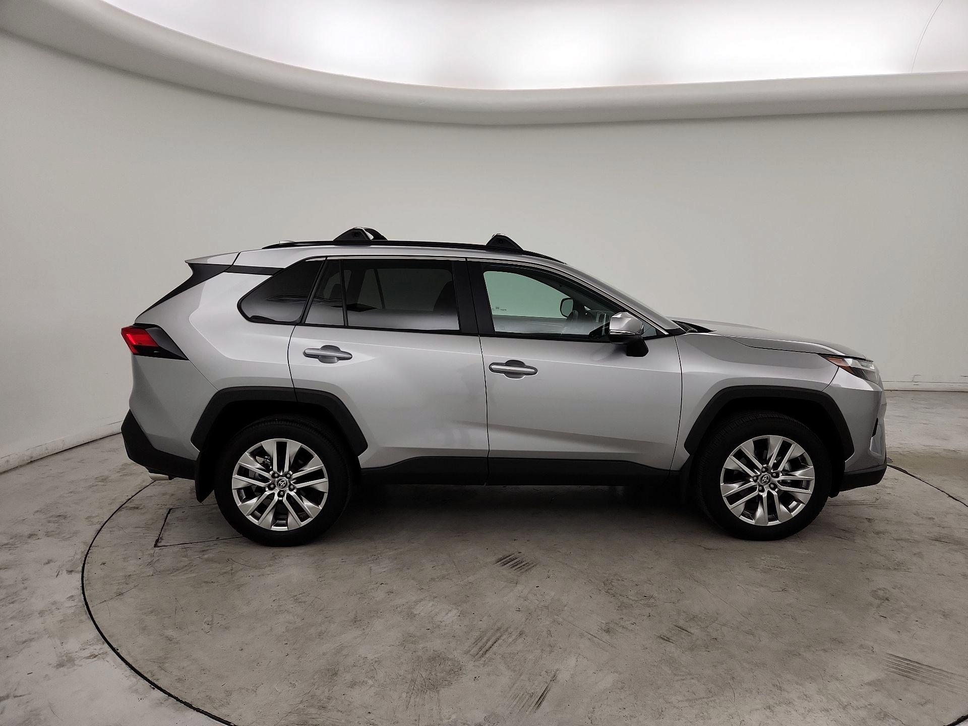 Thumbnail: 2025 Toyota RAV4 - 4