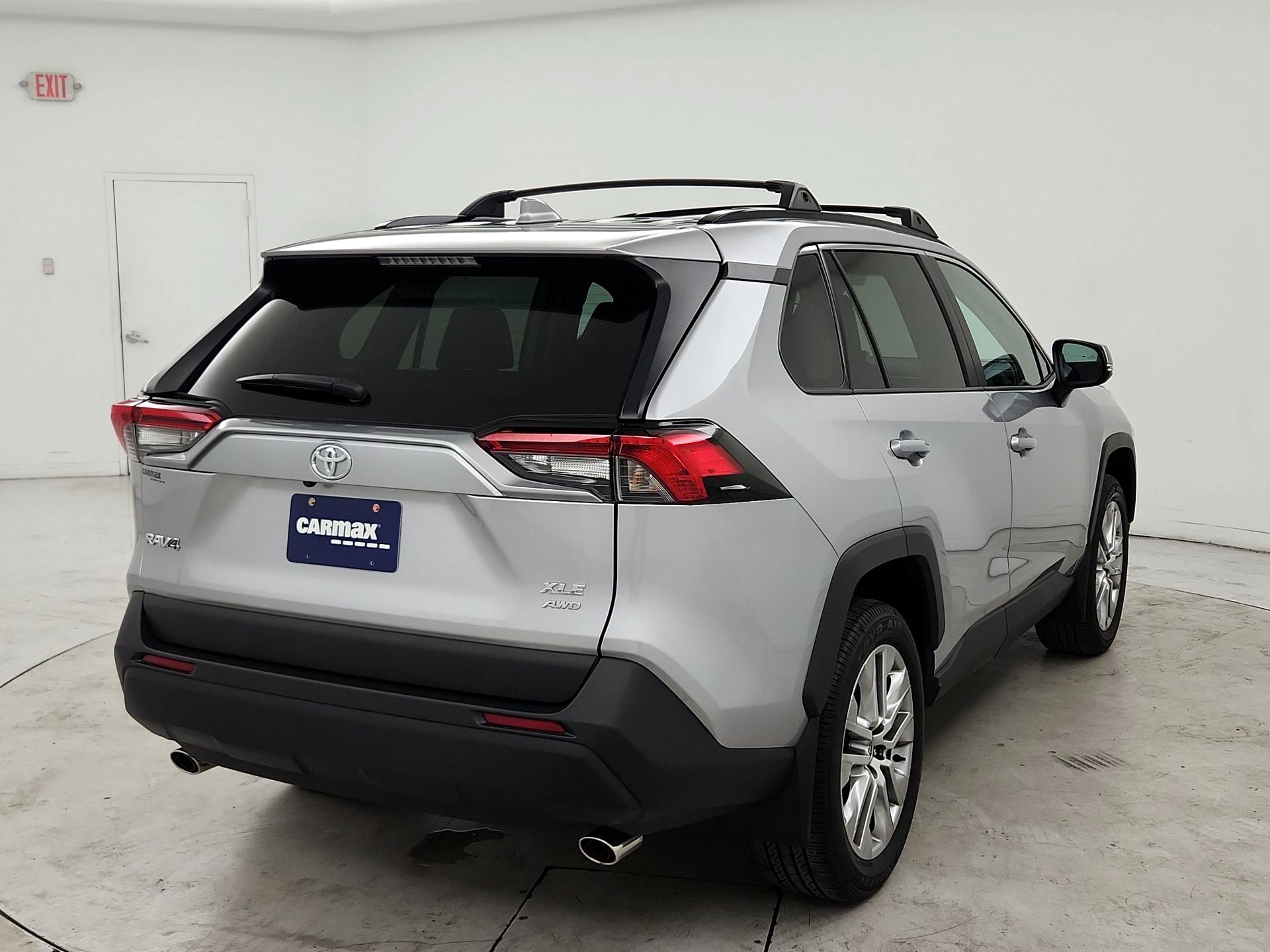 Thumbnail: 2025 Toyota RAV4 - 5