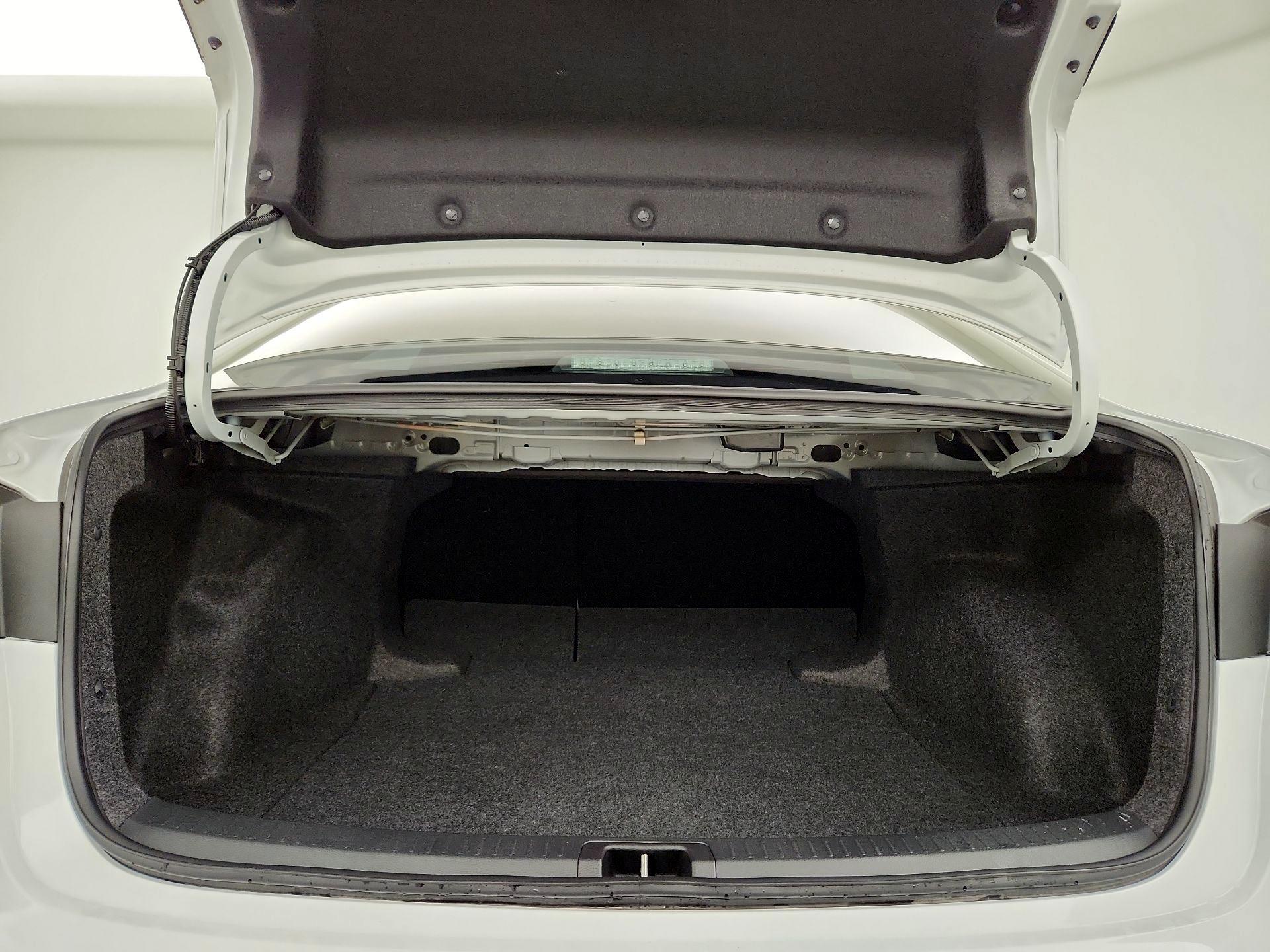 Thumbnail: 2025 Toyota Corolla - 18