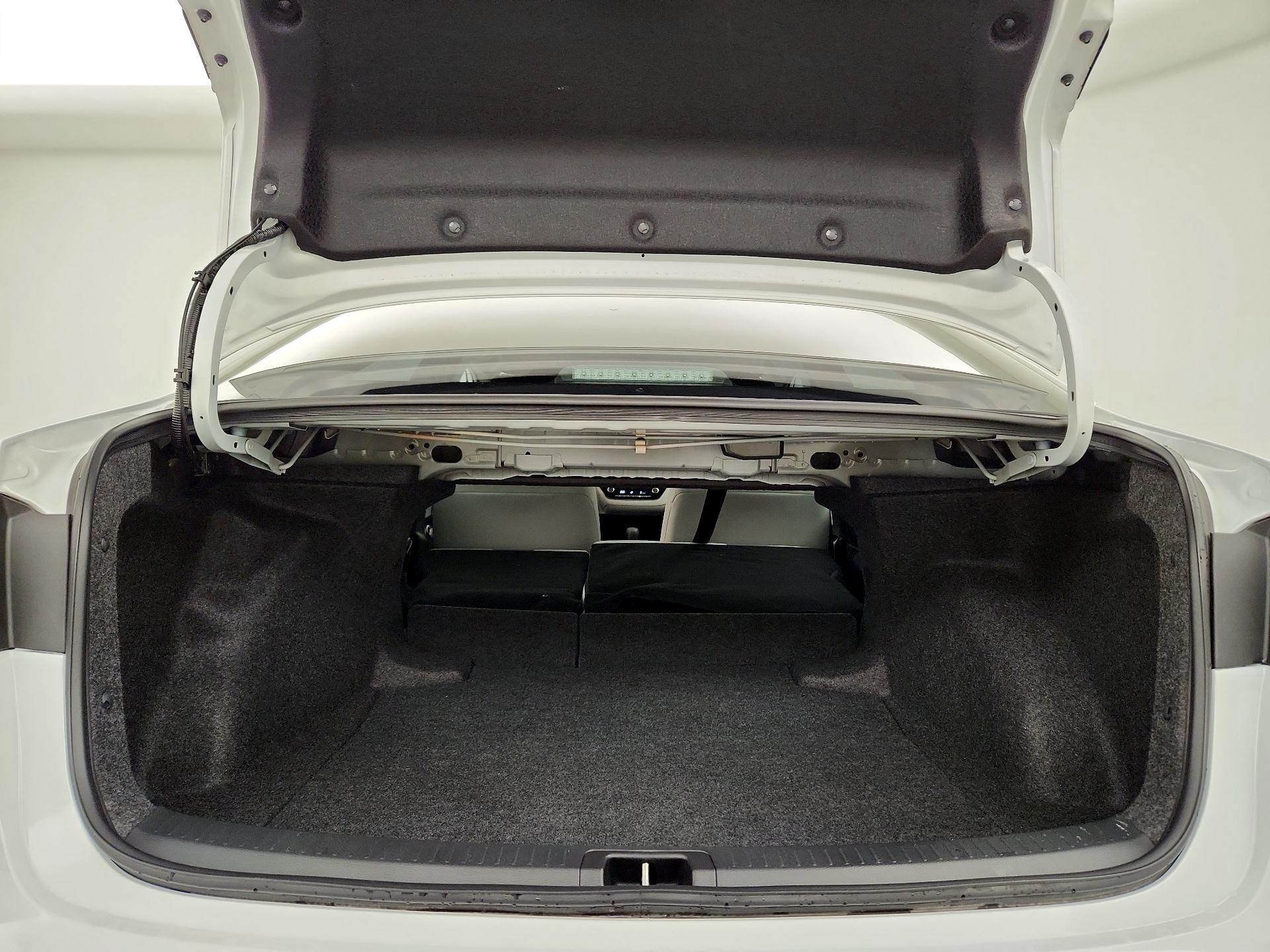 Thumbnail: 2025 Toyota Corolla - 19