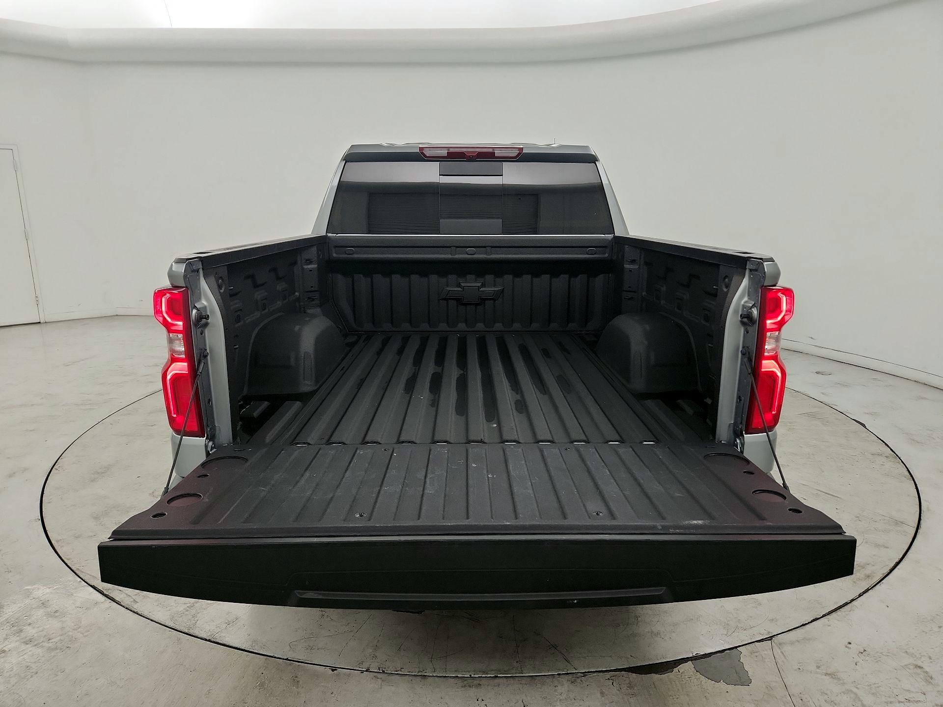 Thumbnail: 2025 Chevrolet Silverado 1500 - 18