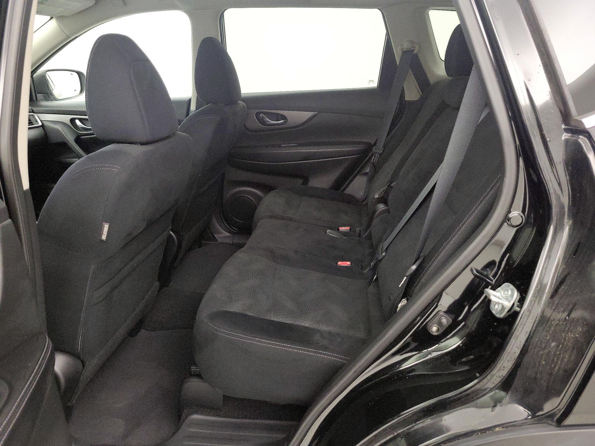 Thumbnail: 2014 Nissan Rogue - 19