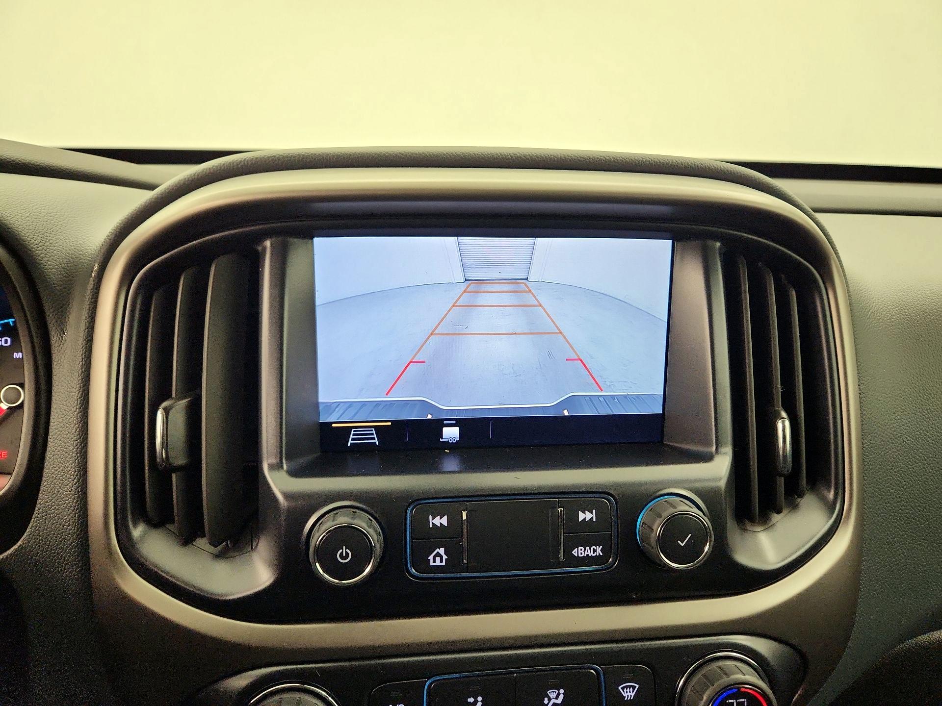 Thumbnail: 2022 Chevrolet Colorado - 14