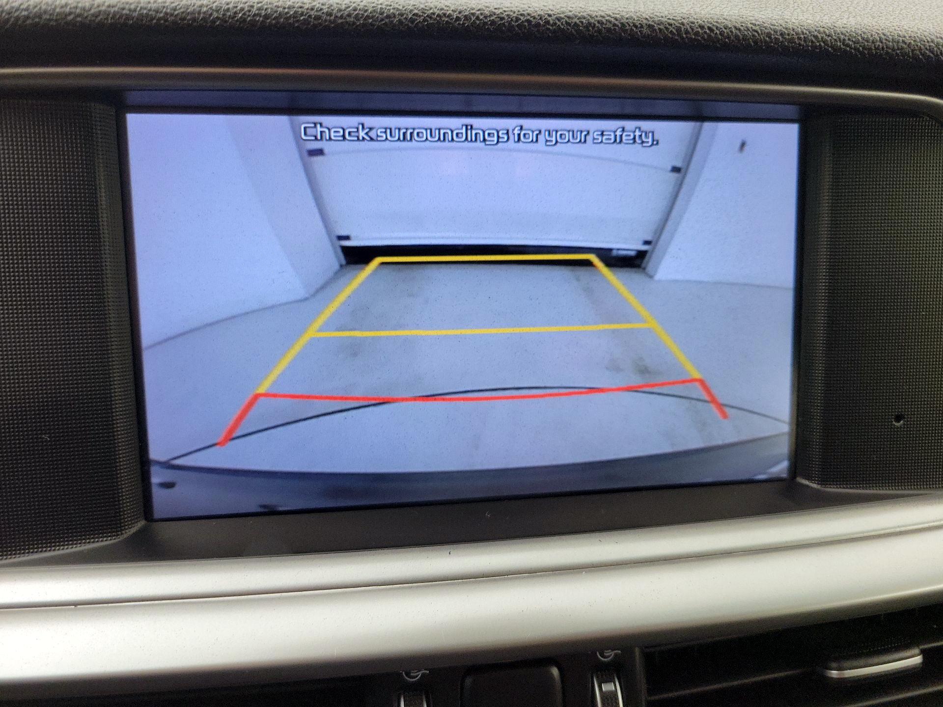 Thumbnail: 2020 Kia Optima - 14