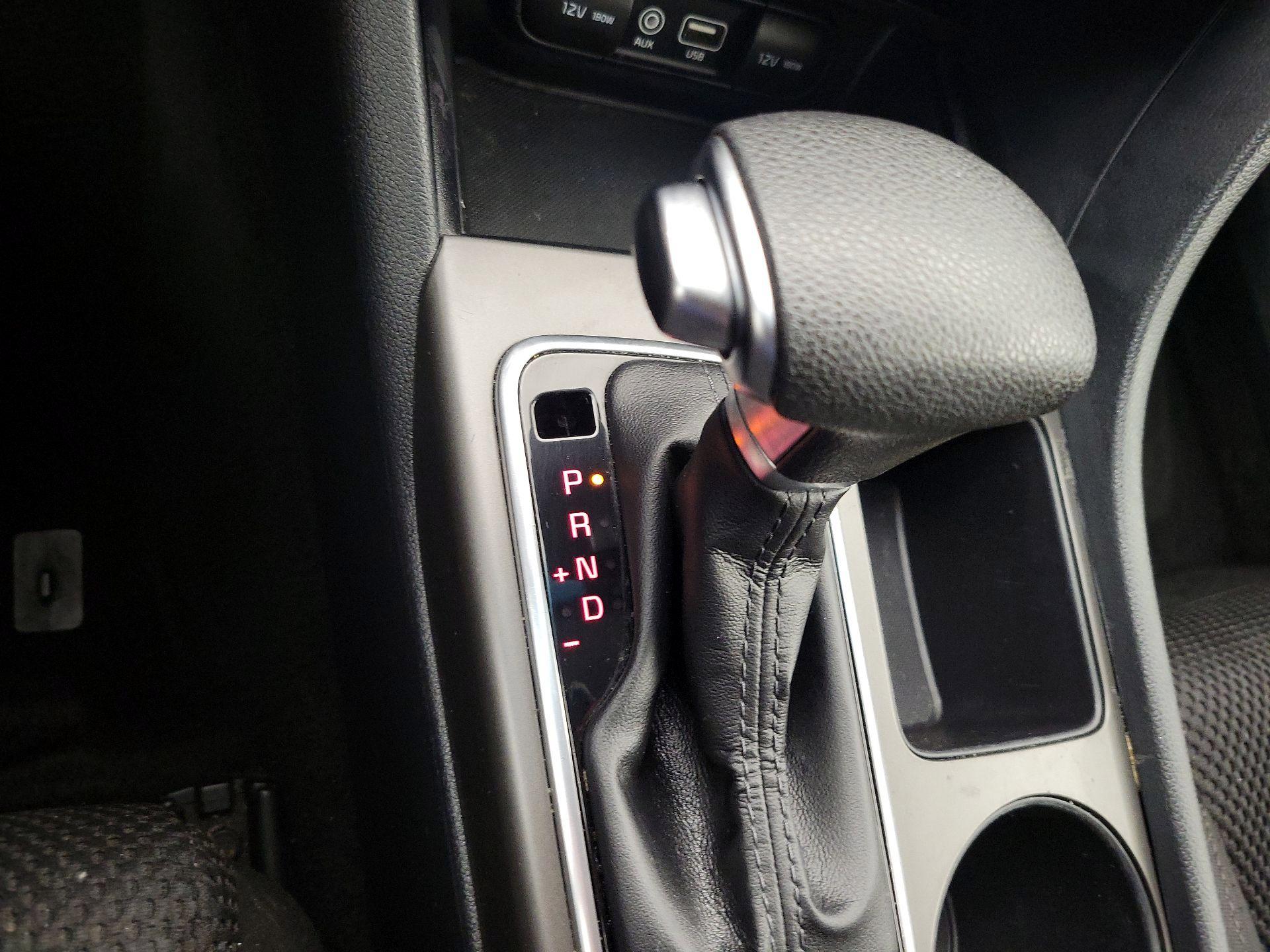 Thumbnail: 2020 Kia Optima - 17