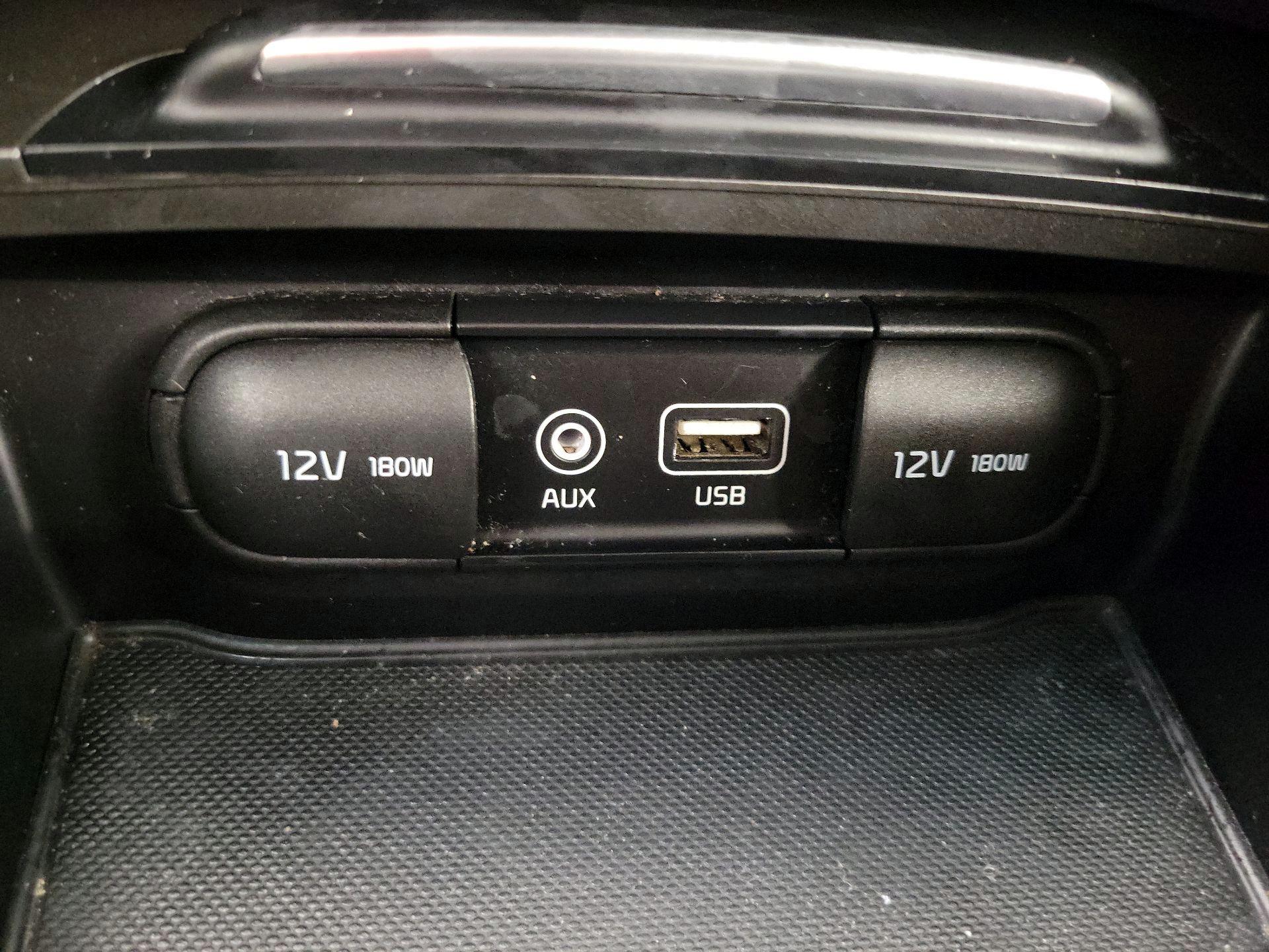 Thumbnail: 2020 Kia Optima - 18