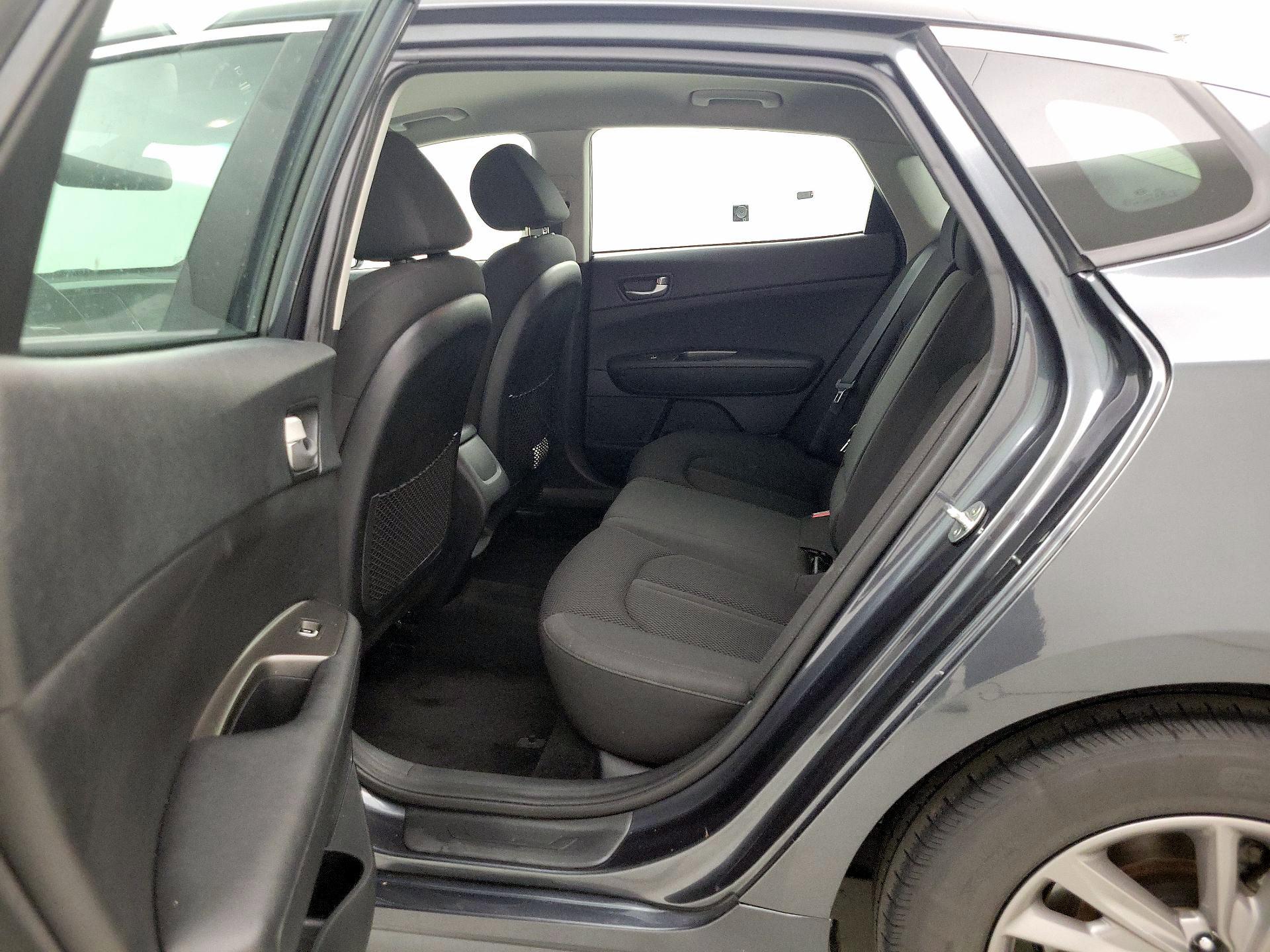 Thumbnail: 2020 Kia Optima - 19