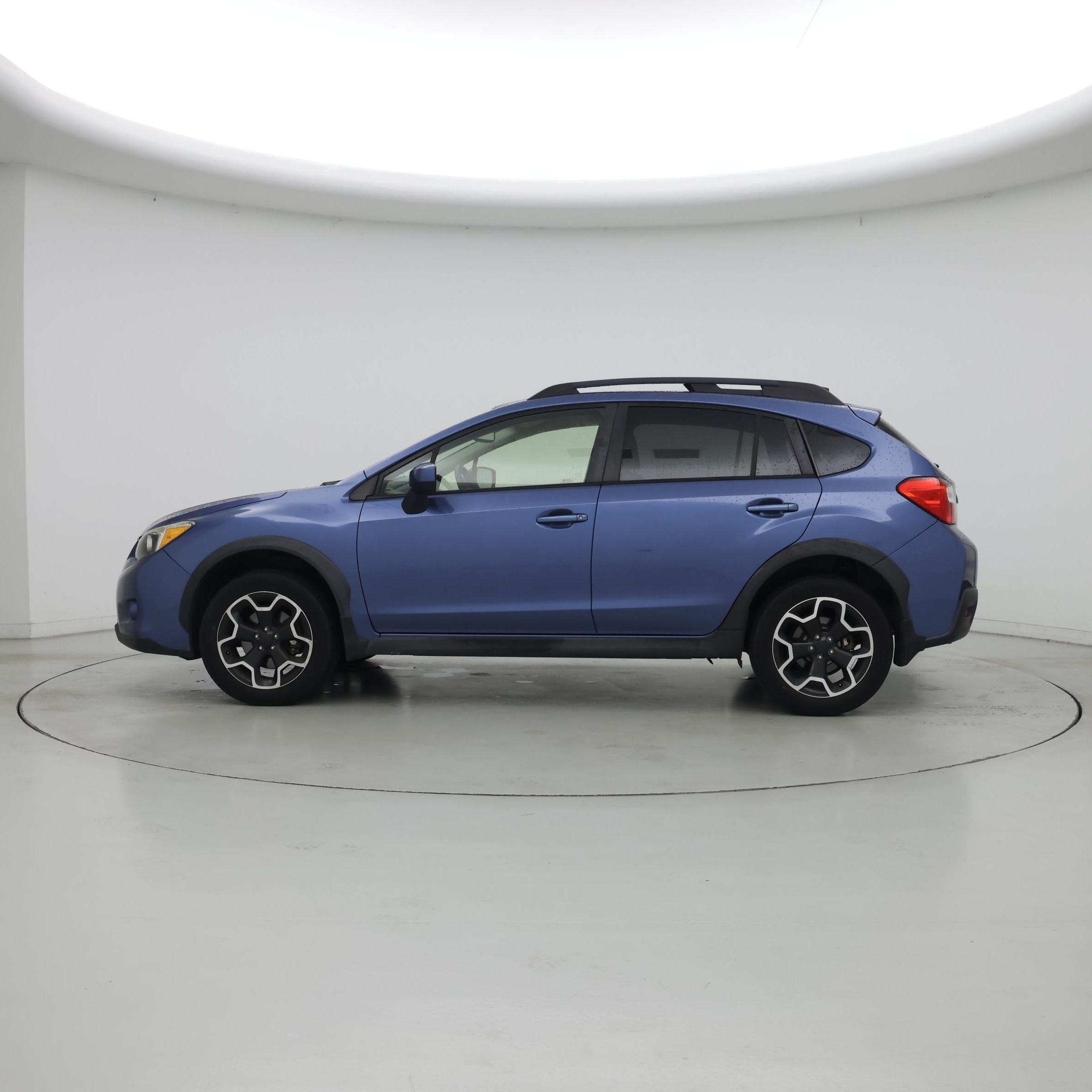 Thumbnail: 2015 Subaru XV Crosstrek - 3