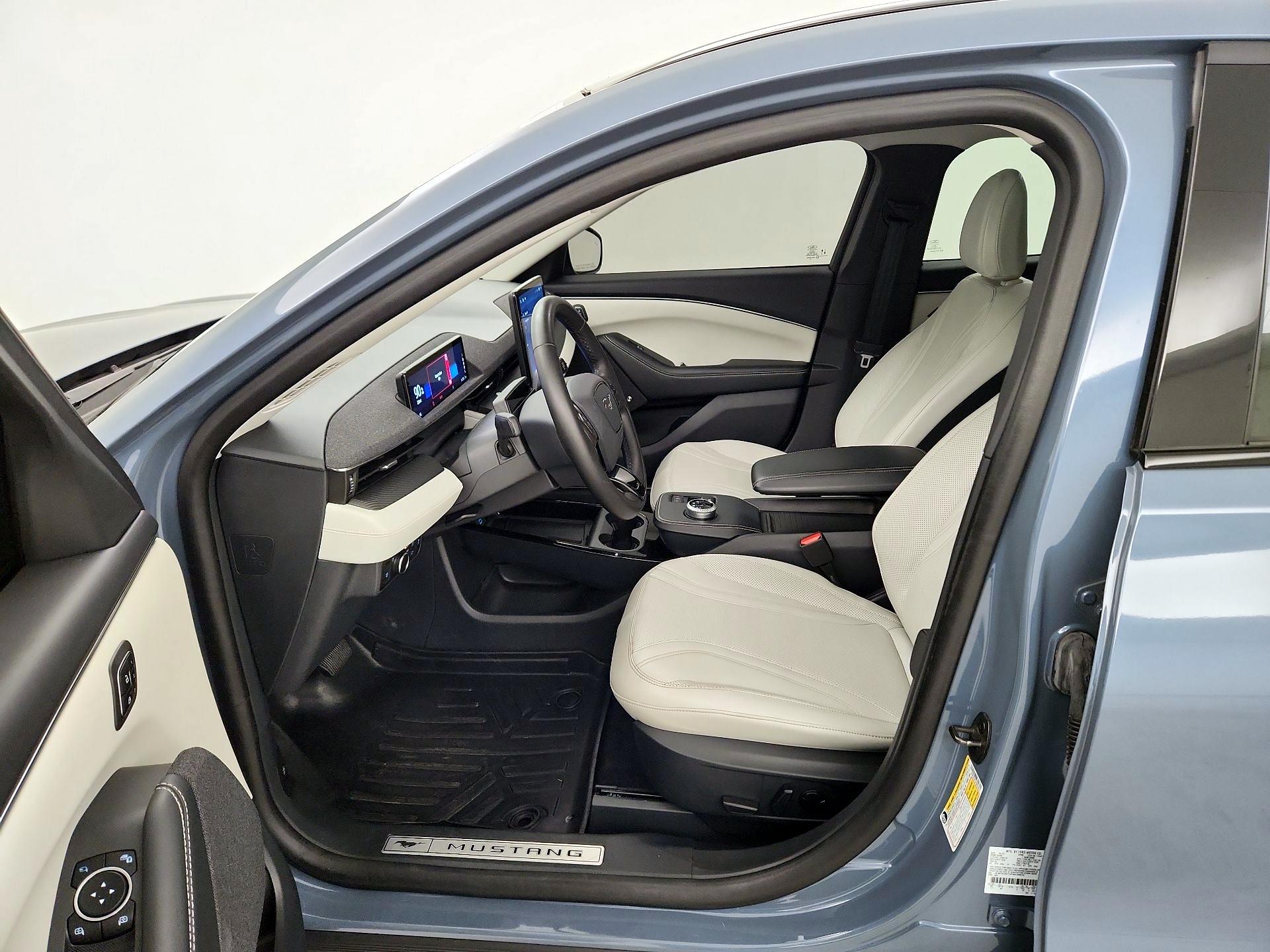 Thumbnail: 2023 Ford Mustang Mach-E - 9