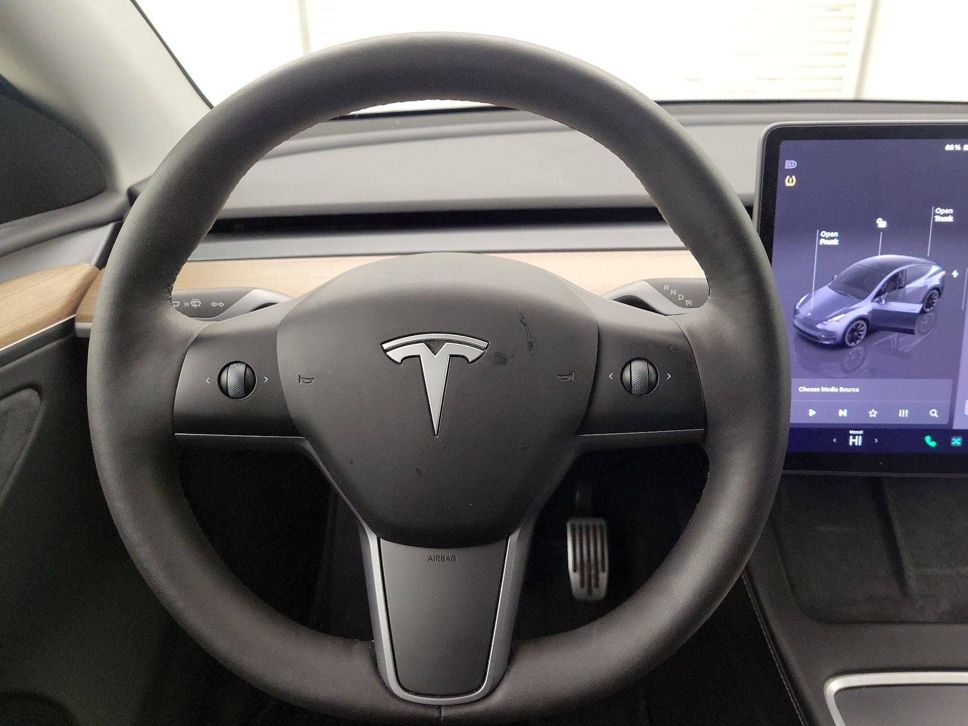 Thumbnail: 2023 Tesla Model Y - 10