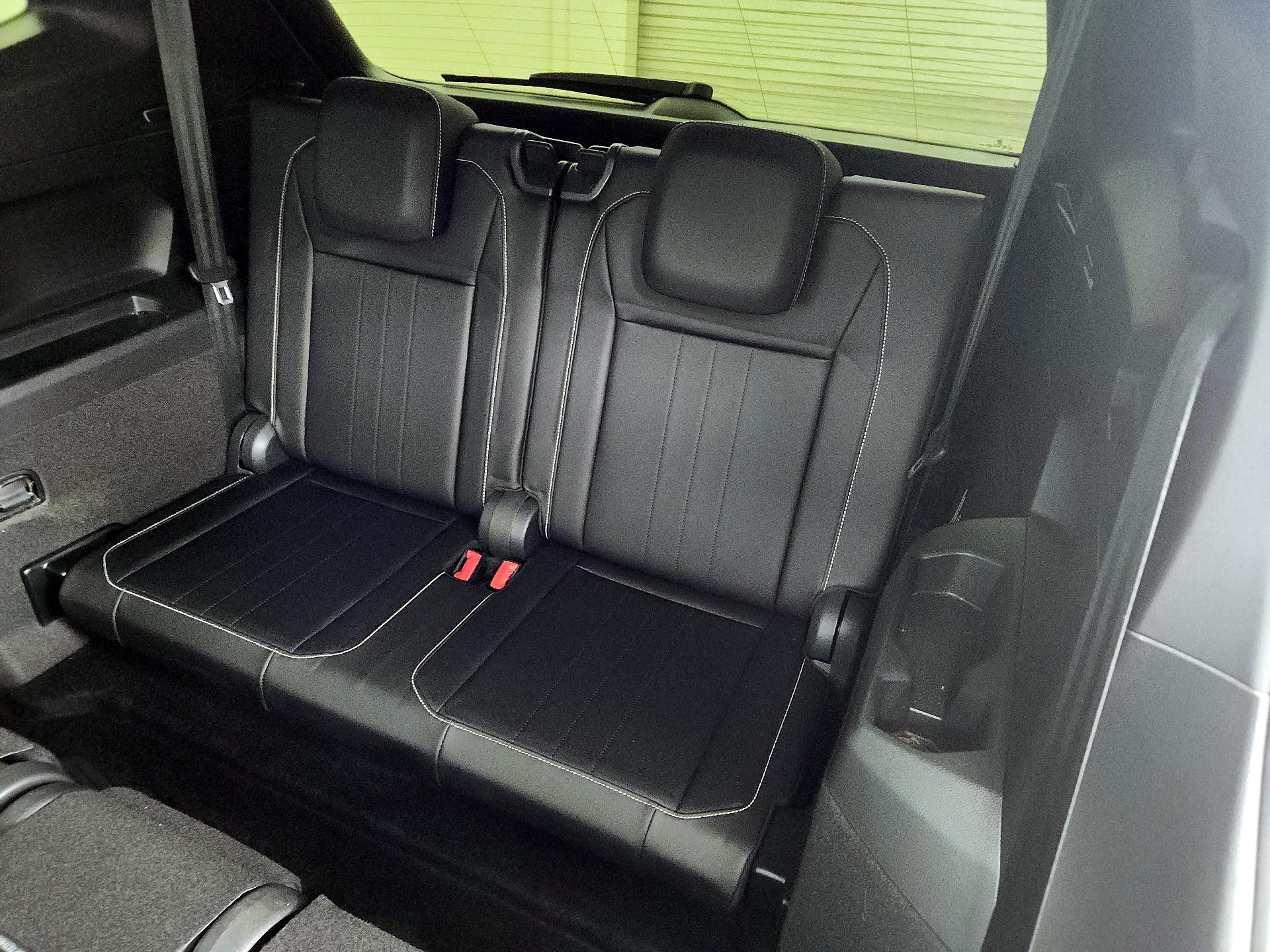 Thumbnail: 2023 Volkswagen Tiguan - 19