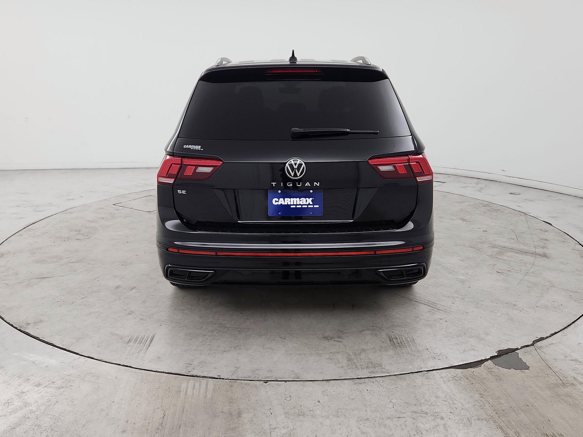 Thumbnail: 2023 Volkswagen Tiguan - 6