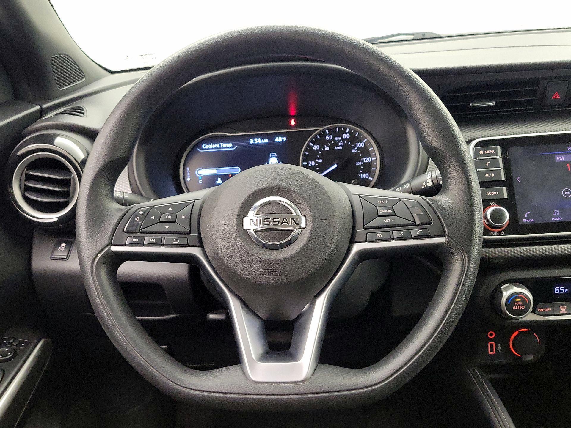 Thumbnail: 2019 Nissan Kicks - 10