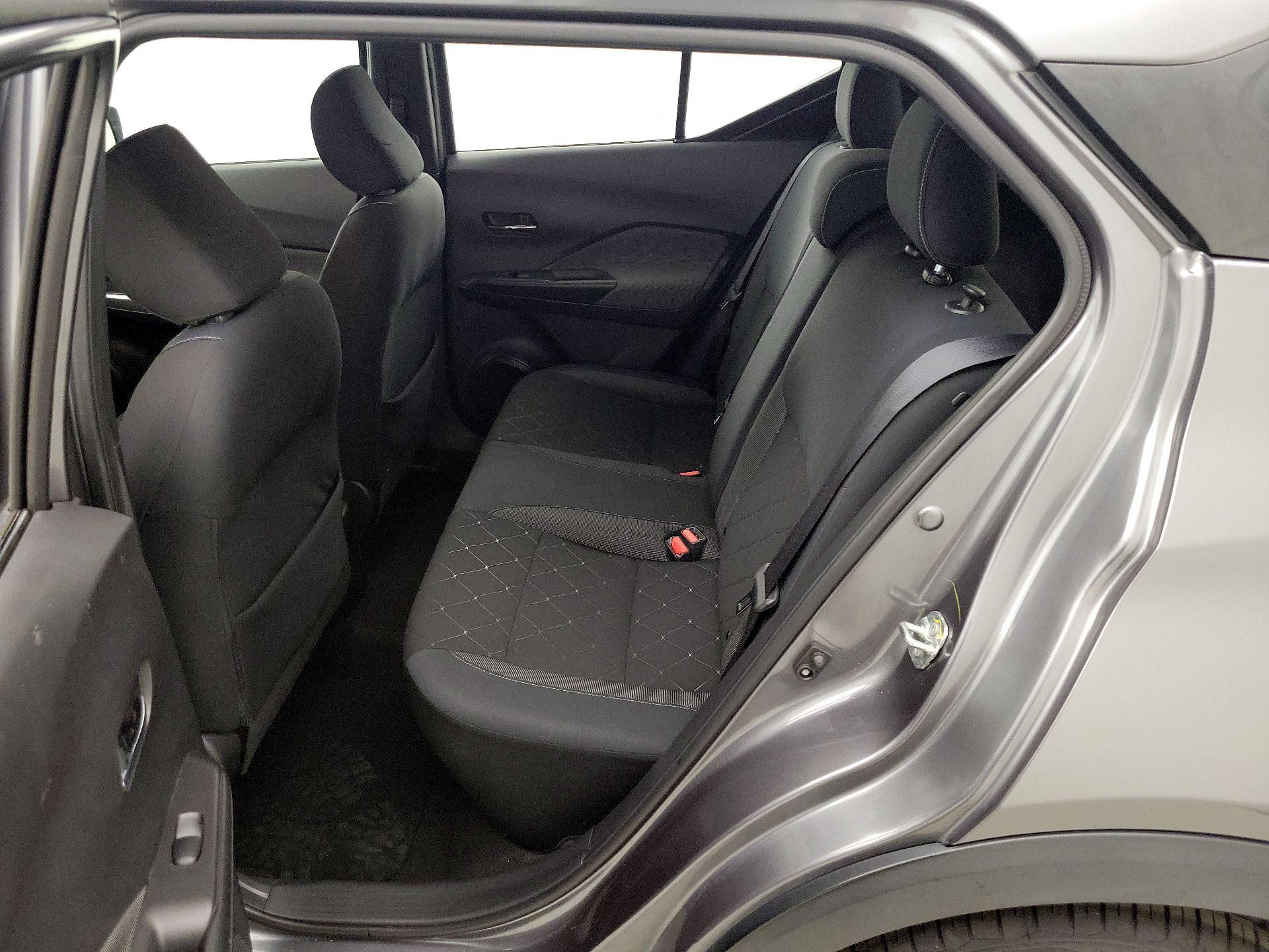 Thumbnail: 2019 Nissan Kicks - 19