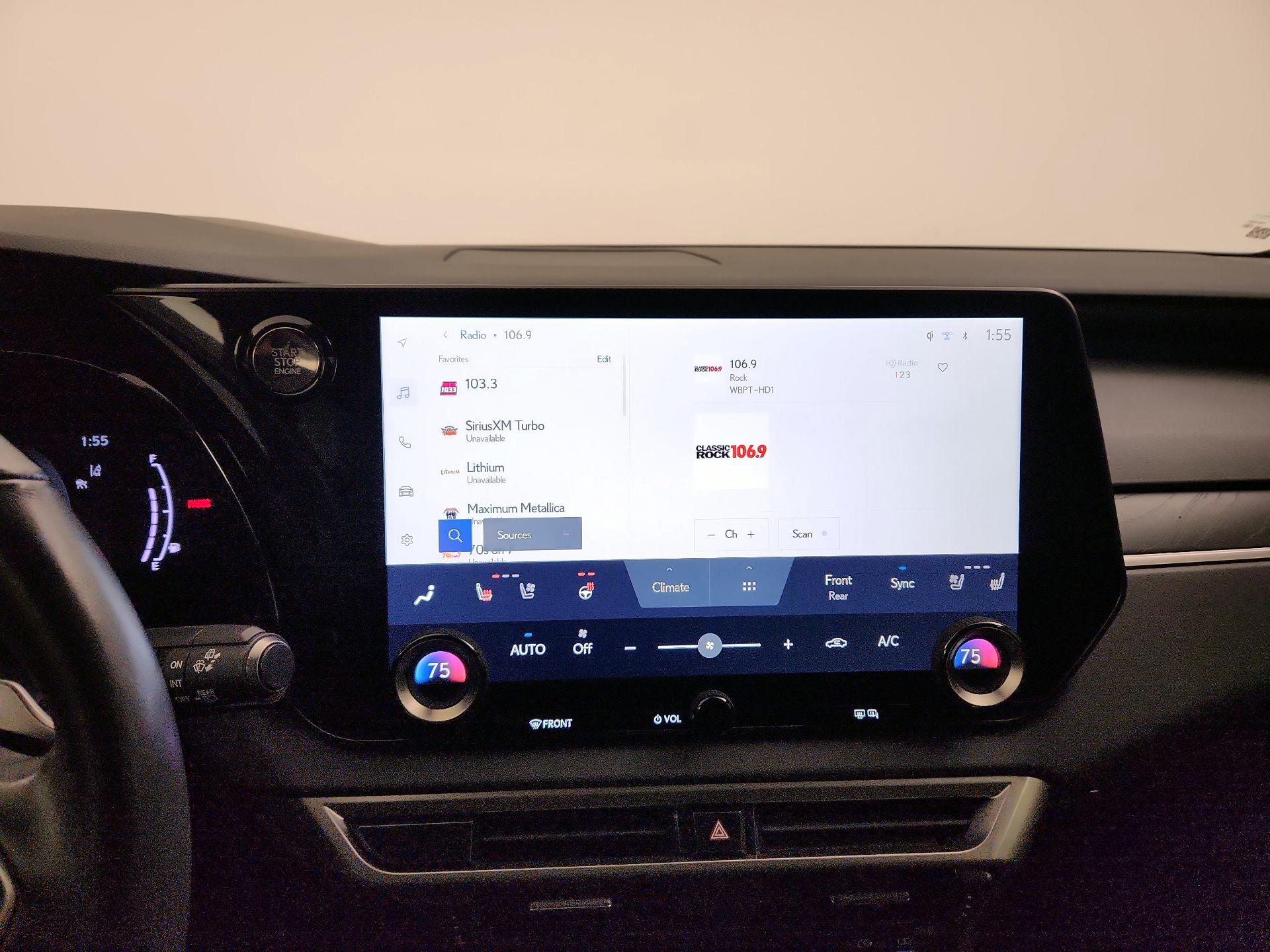 Thumbnail: 2023 Lexus RX - 14