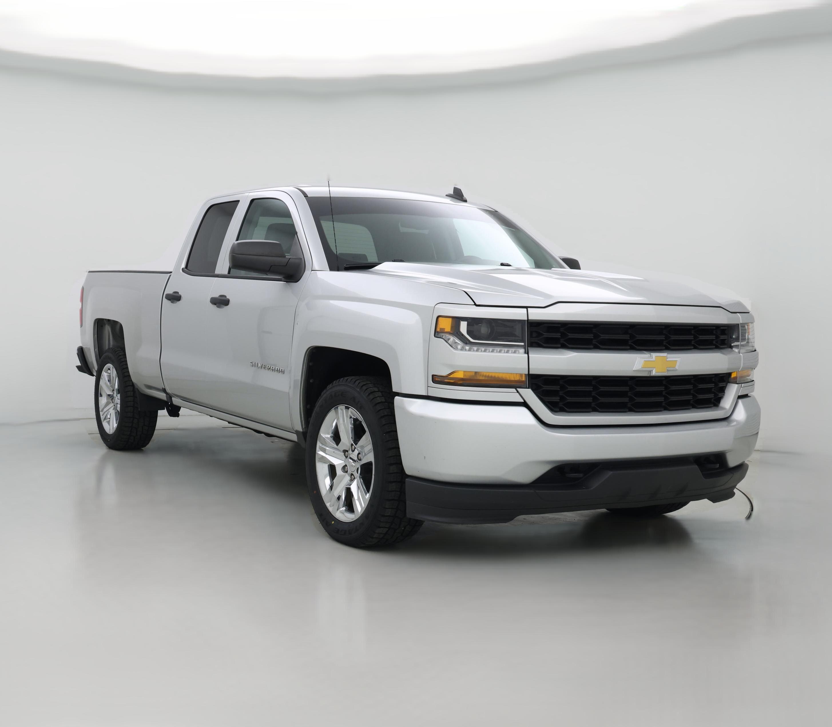Thumbnail: 2018 Chevrolet Silverado 1500 - 1