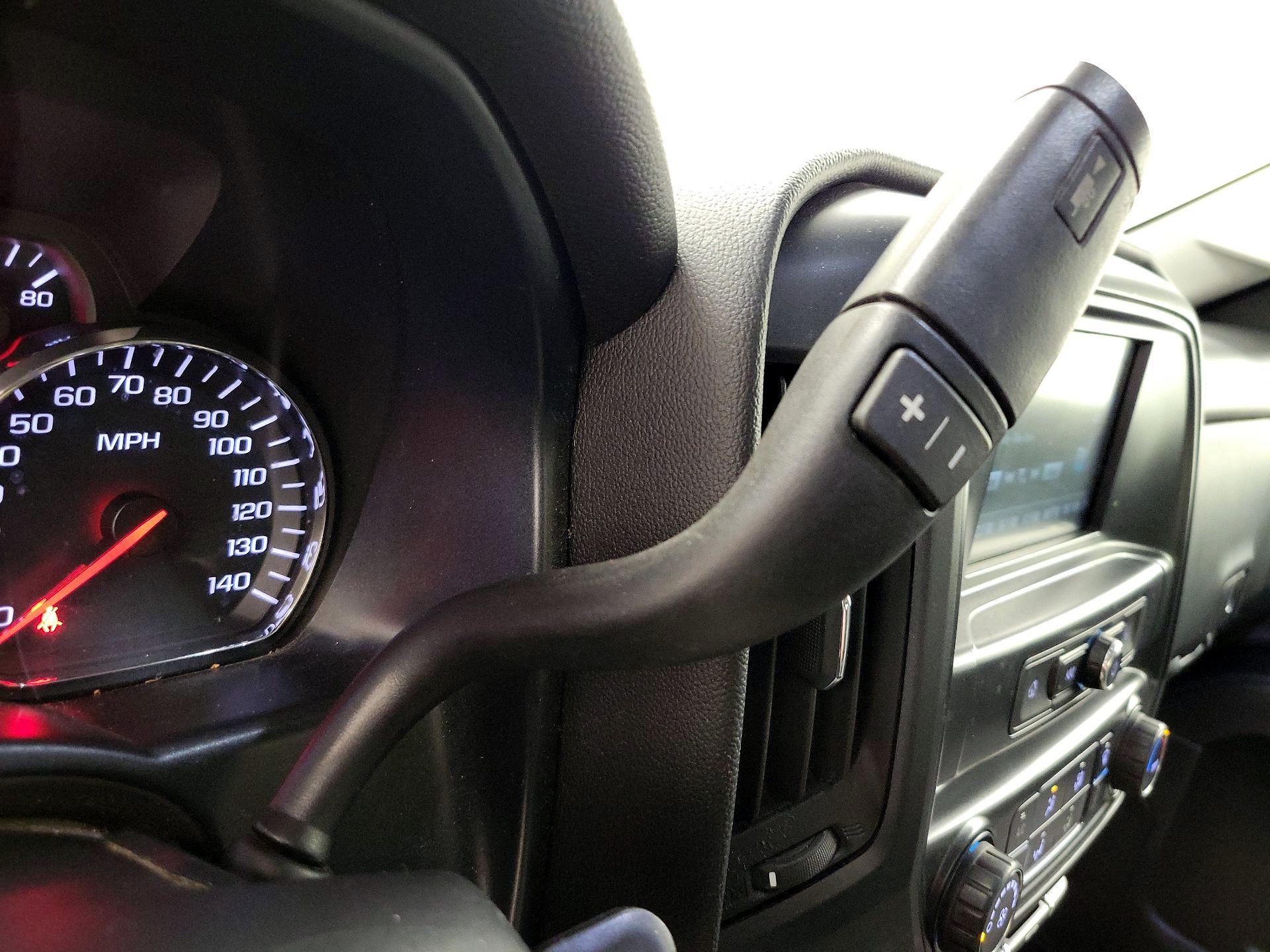 Thumbnail: 2018 Chevrolet Silverado 1500 - 17