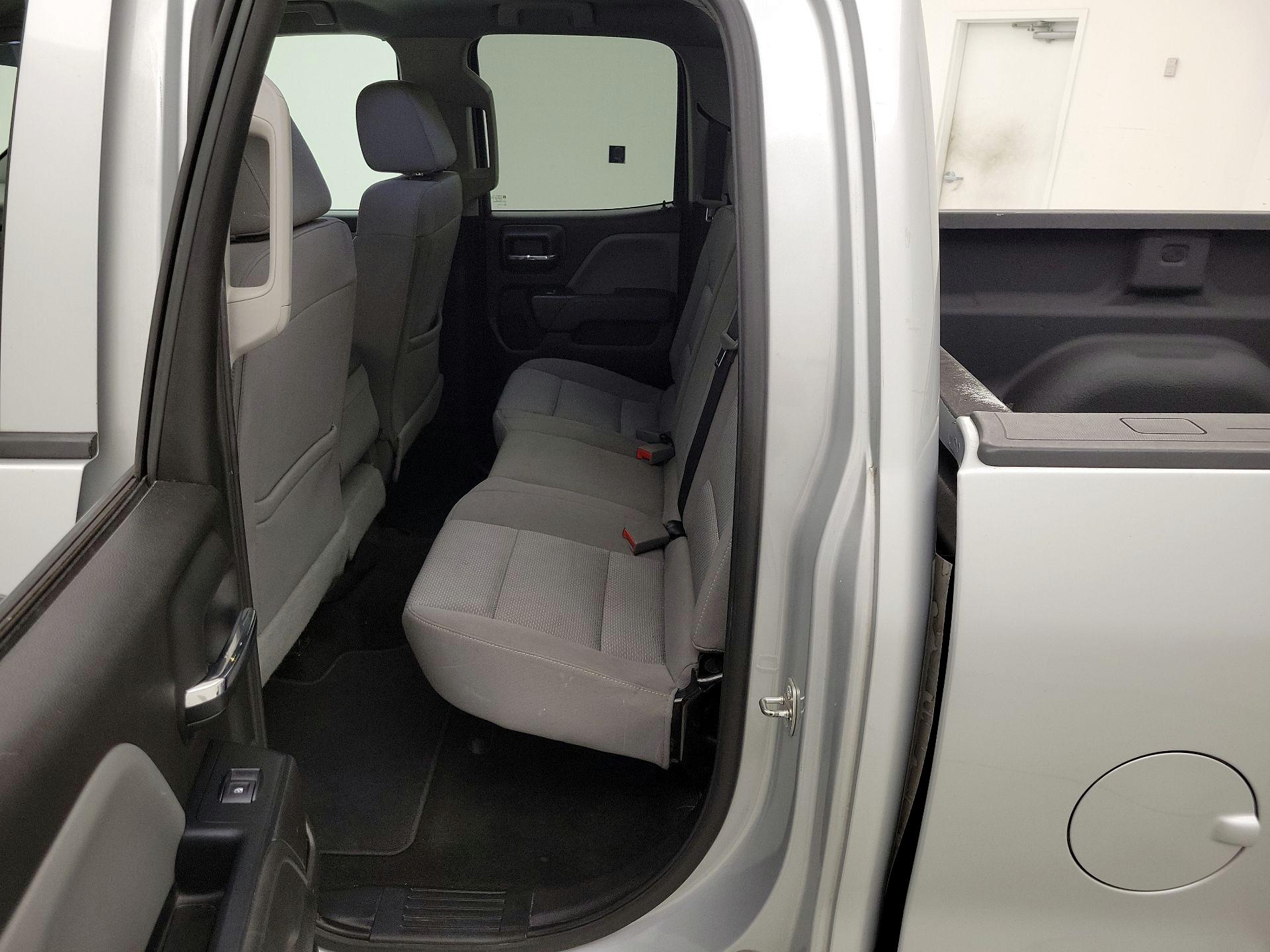 Thumbnail: 2018 Chevrolet Silverado 1500 - 19