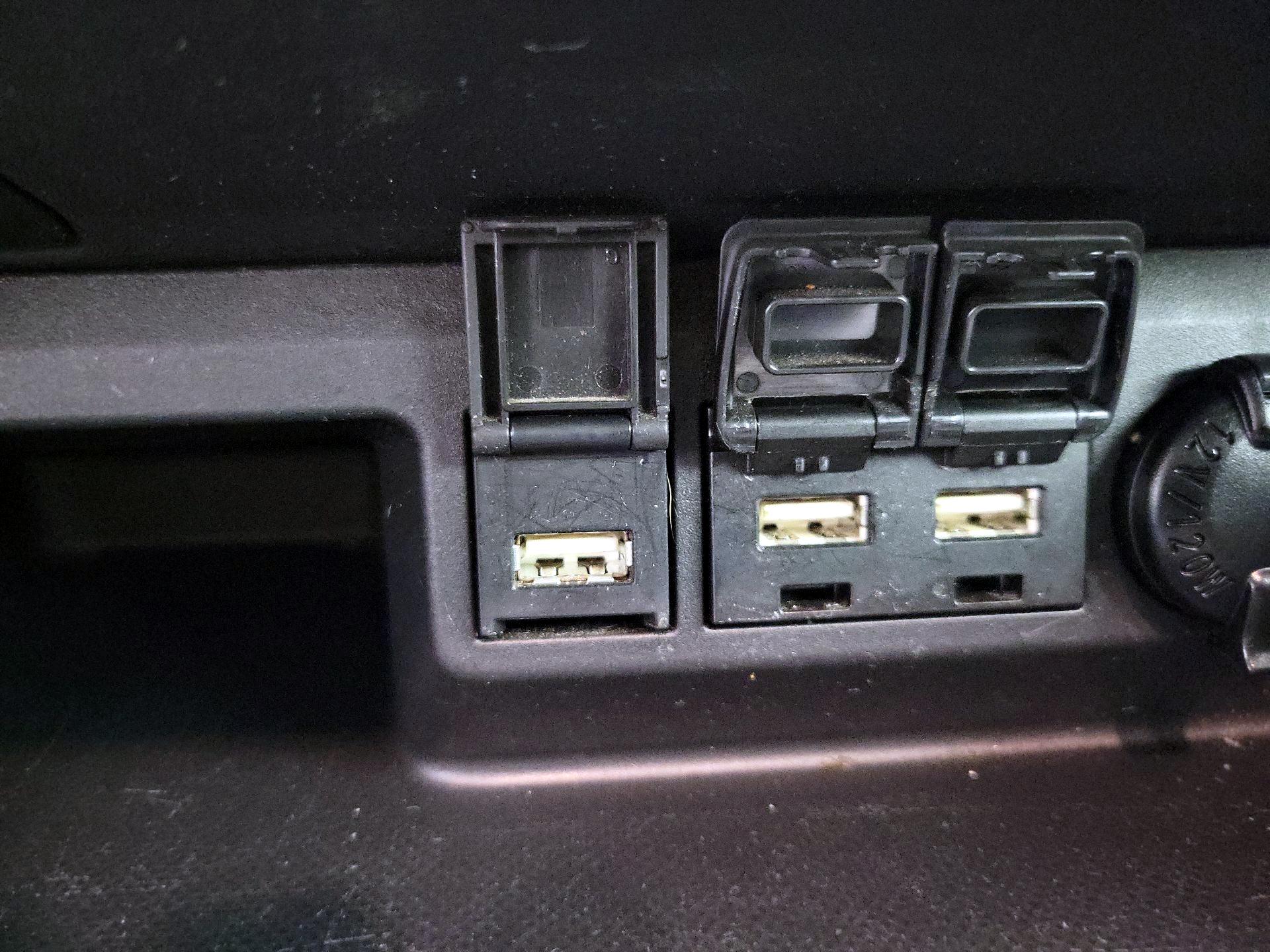 Thumbnail: 2021 Toyota Highlander - 19