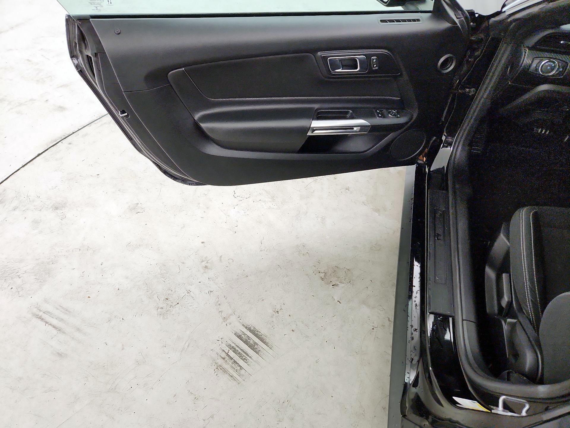 Thumbnail: 2021 Ford Mustang - 10