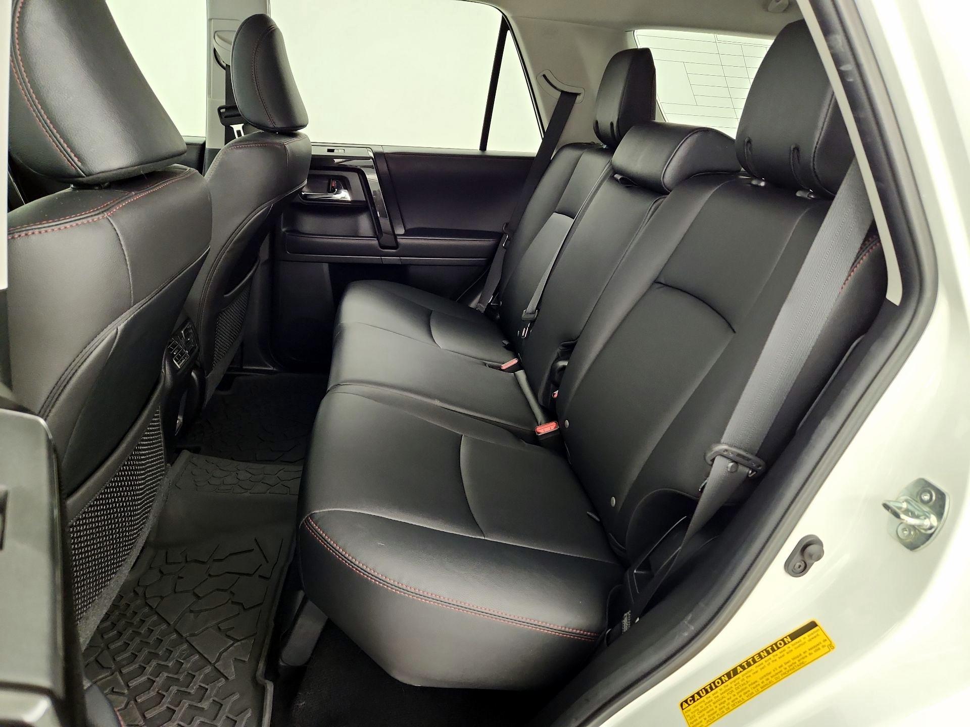 Thumbnail: 2022 Toyota 4Runner - 19