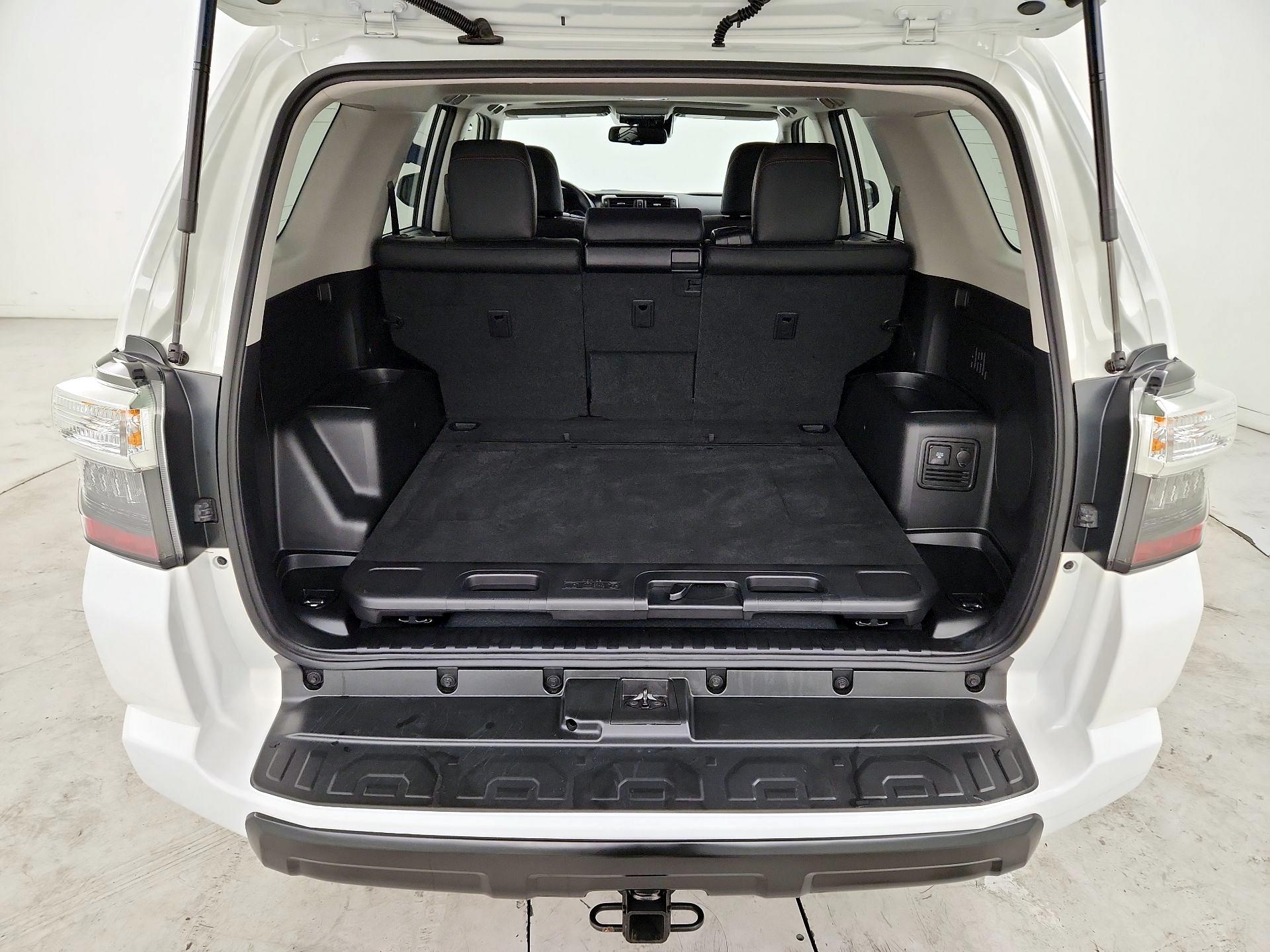 Thumbnail: 2022 Toyota 4Runner - 20