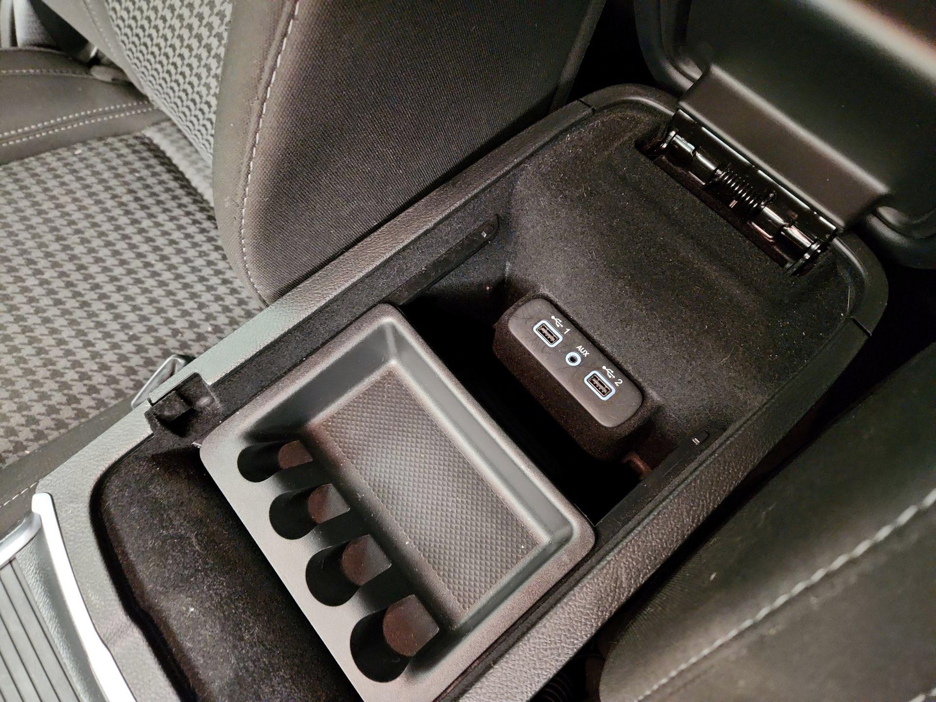 Thumbnail: 2023 Dodge Charger - 16