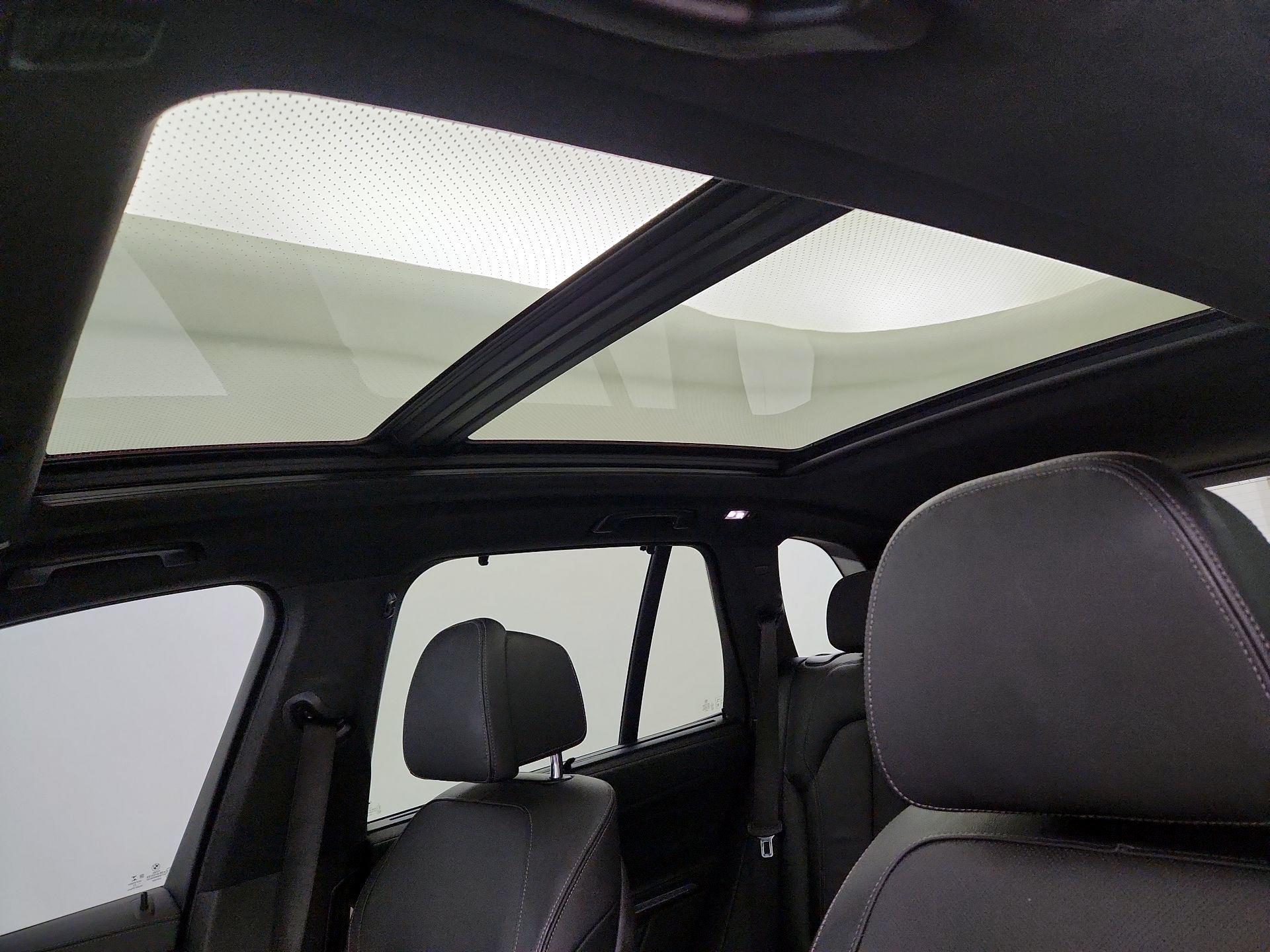 Thumbnail: 2022 BMW X5 - 18