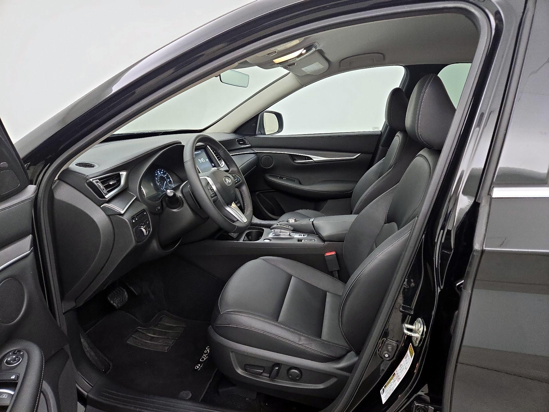 Thumbnail: 2023 INFINITI QX50 - 11