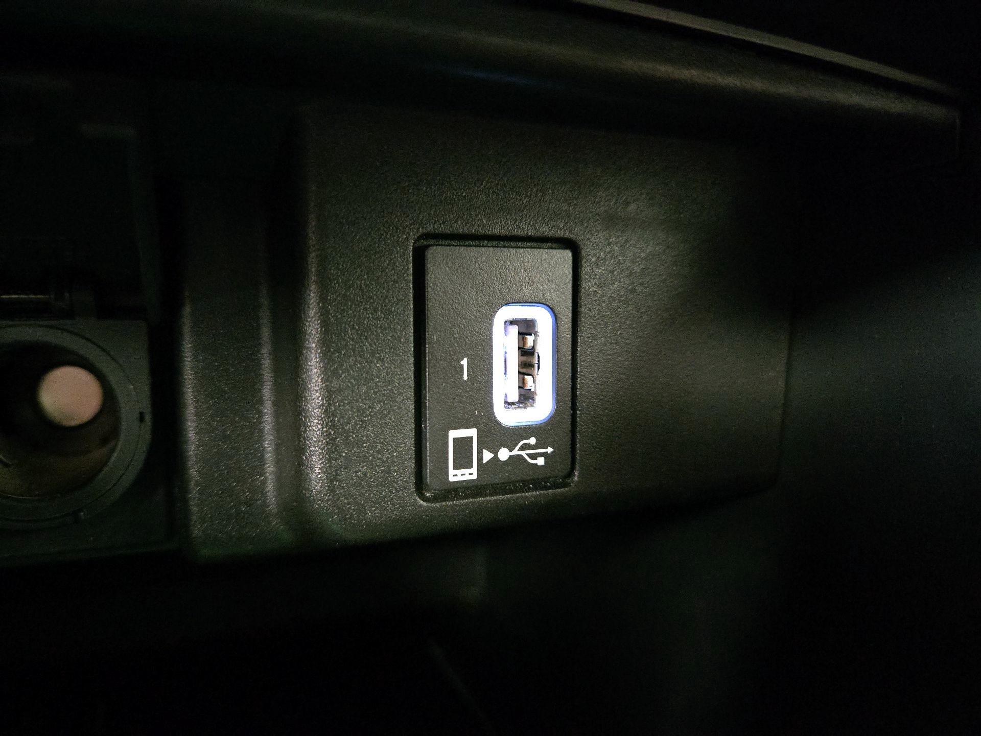 Thumbnail: 2018 Honda Accord - 19