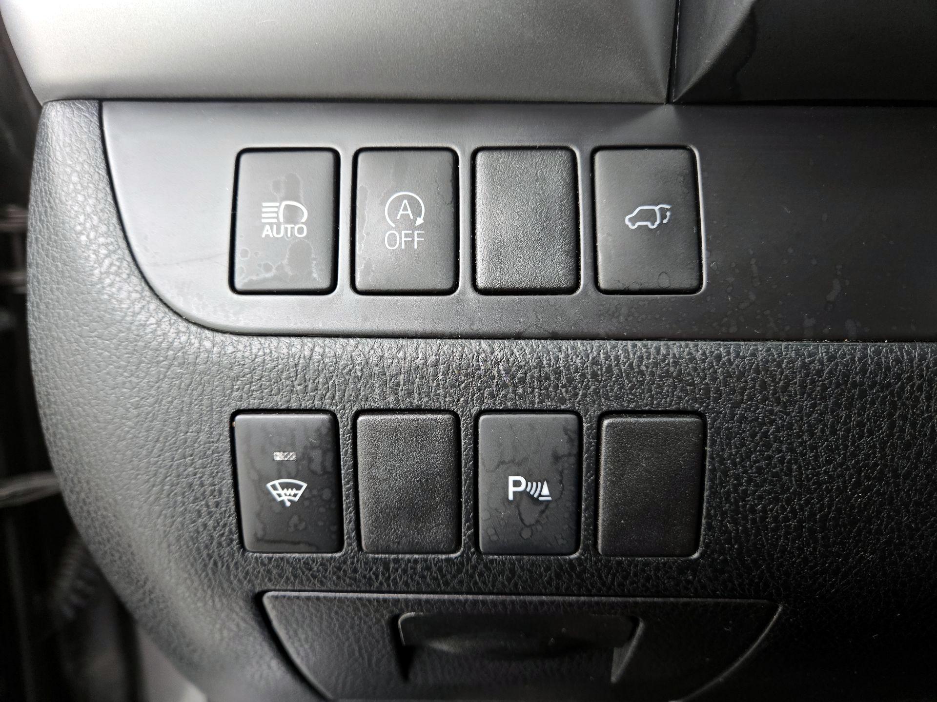 Thumbnail: 2019 Toyota Highlander - 13