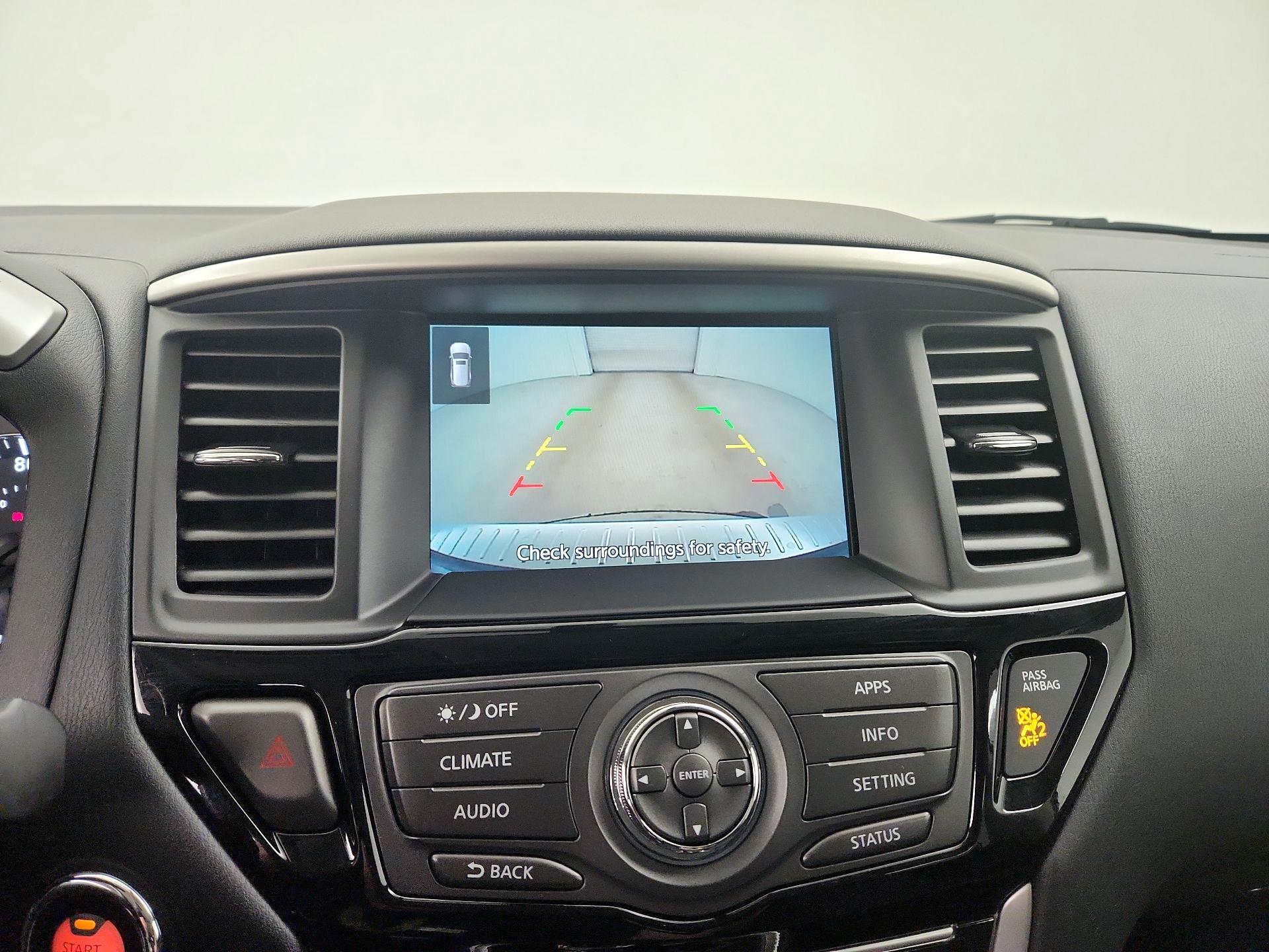 Thumbnail: 2020 Nissan Pathfinder - 14