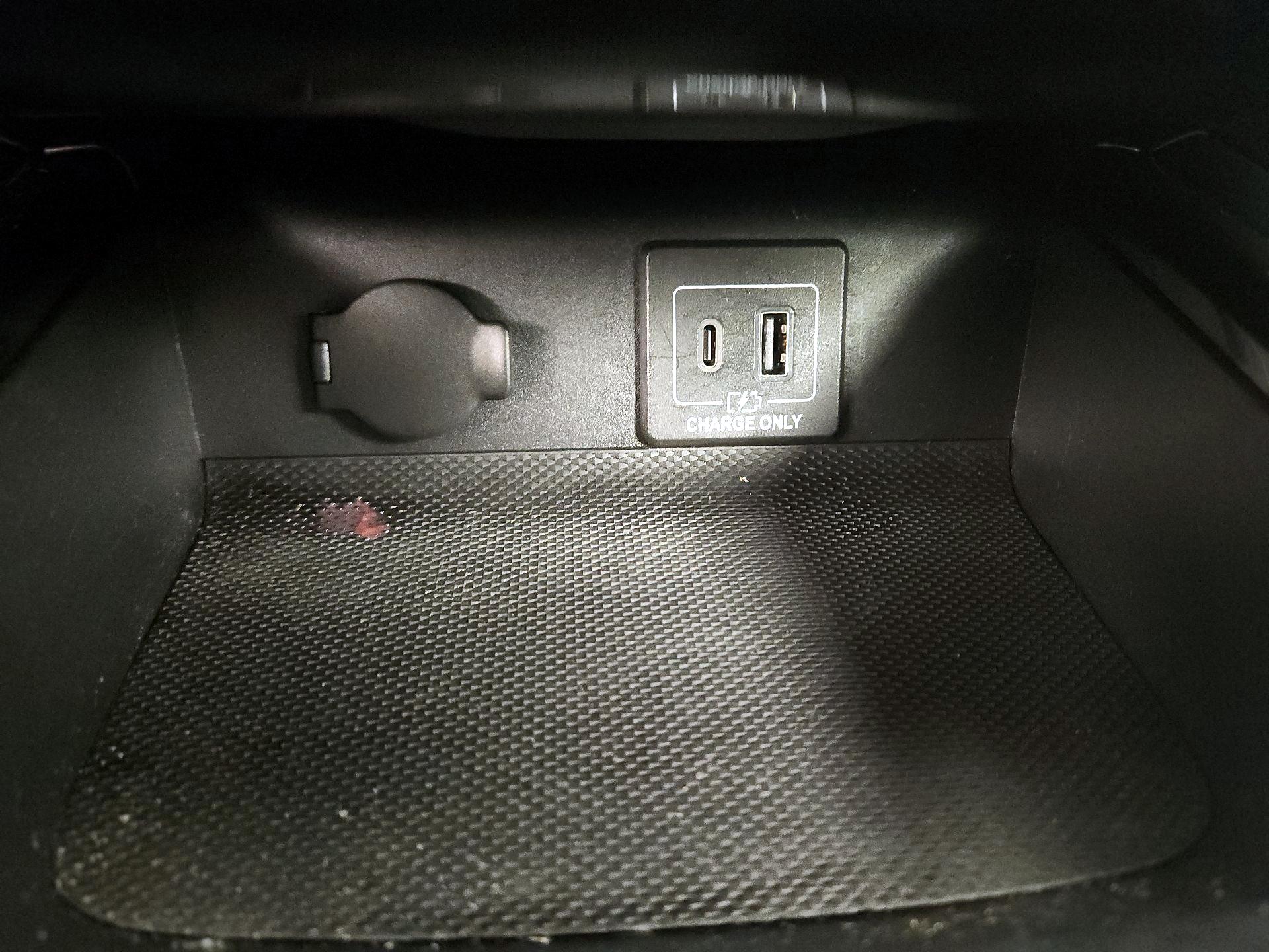 Thumbnail: 2020 Nissan Pathfinder - 18