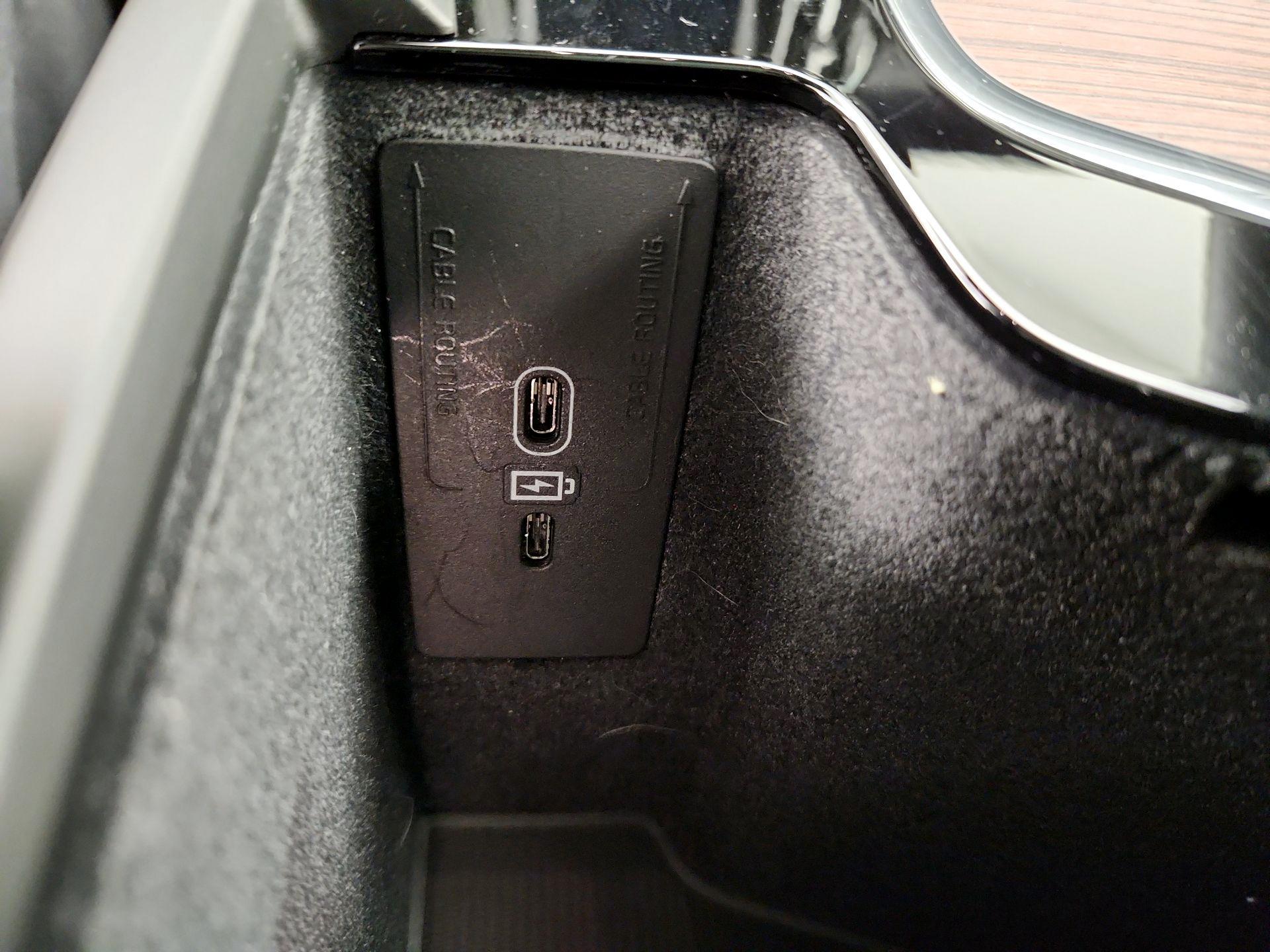 Thumbnail: 2024 Volvo XC60 - 19