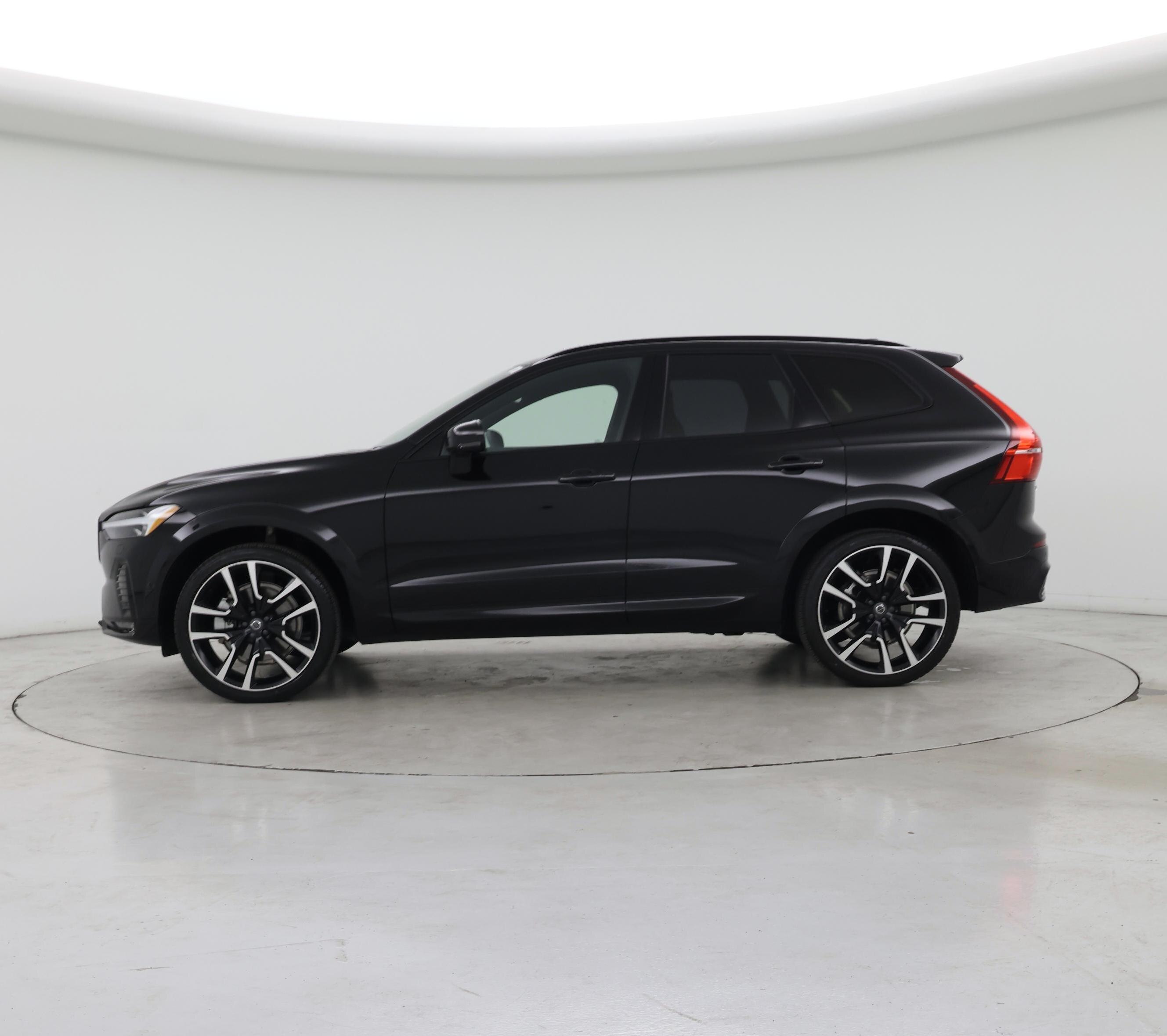 Thumbnail: 2024 Volvo XC60 - 3