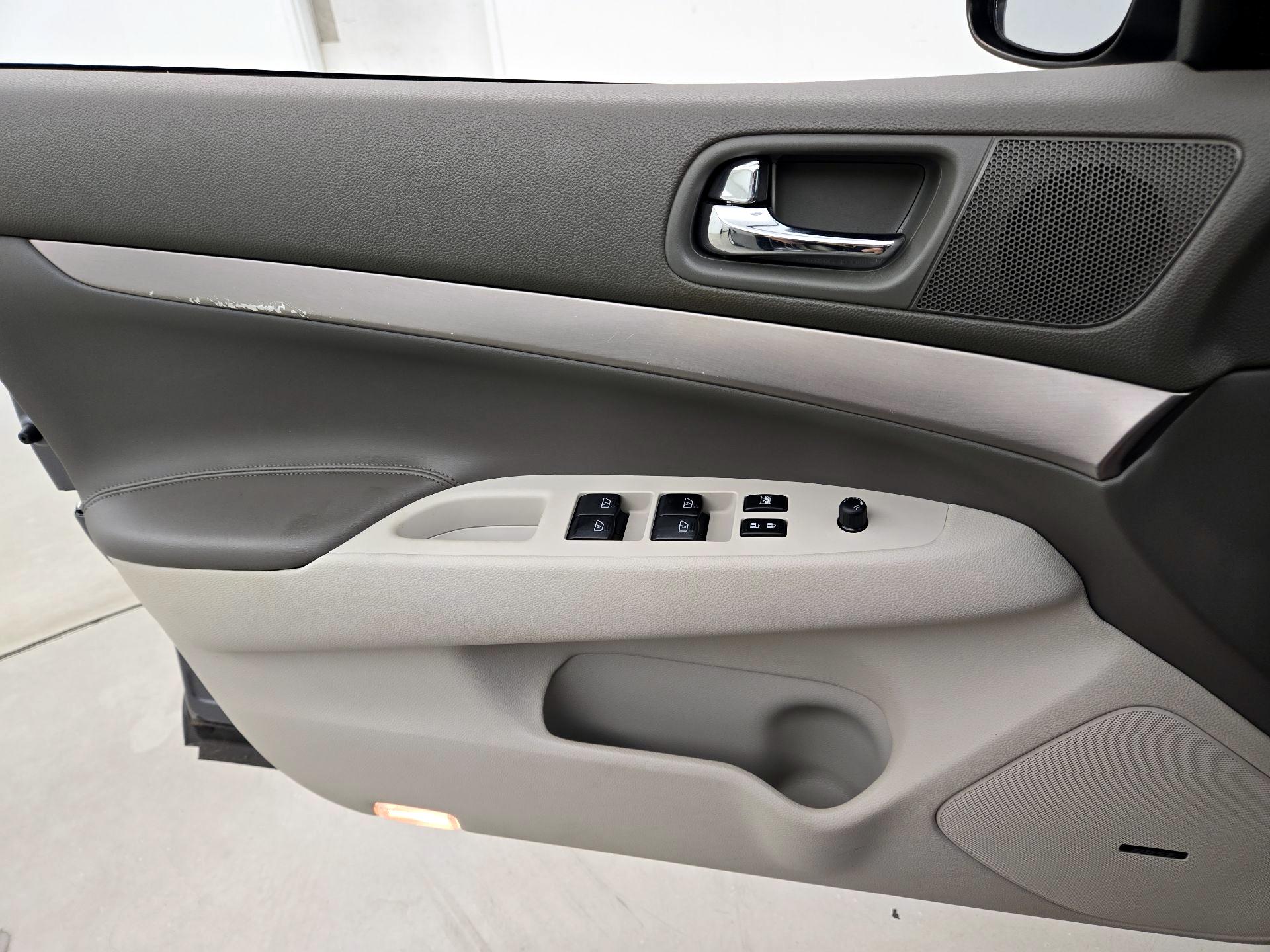 Thumbnail: 2015 INFINITI  - 12