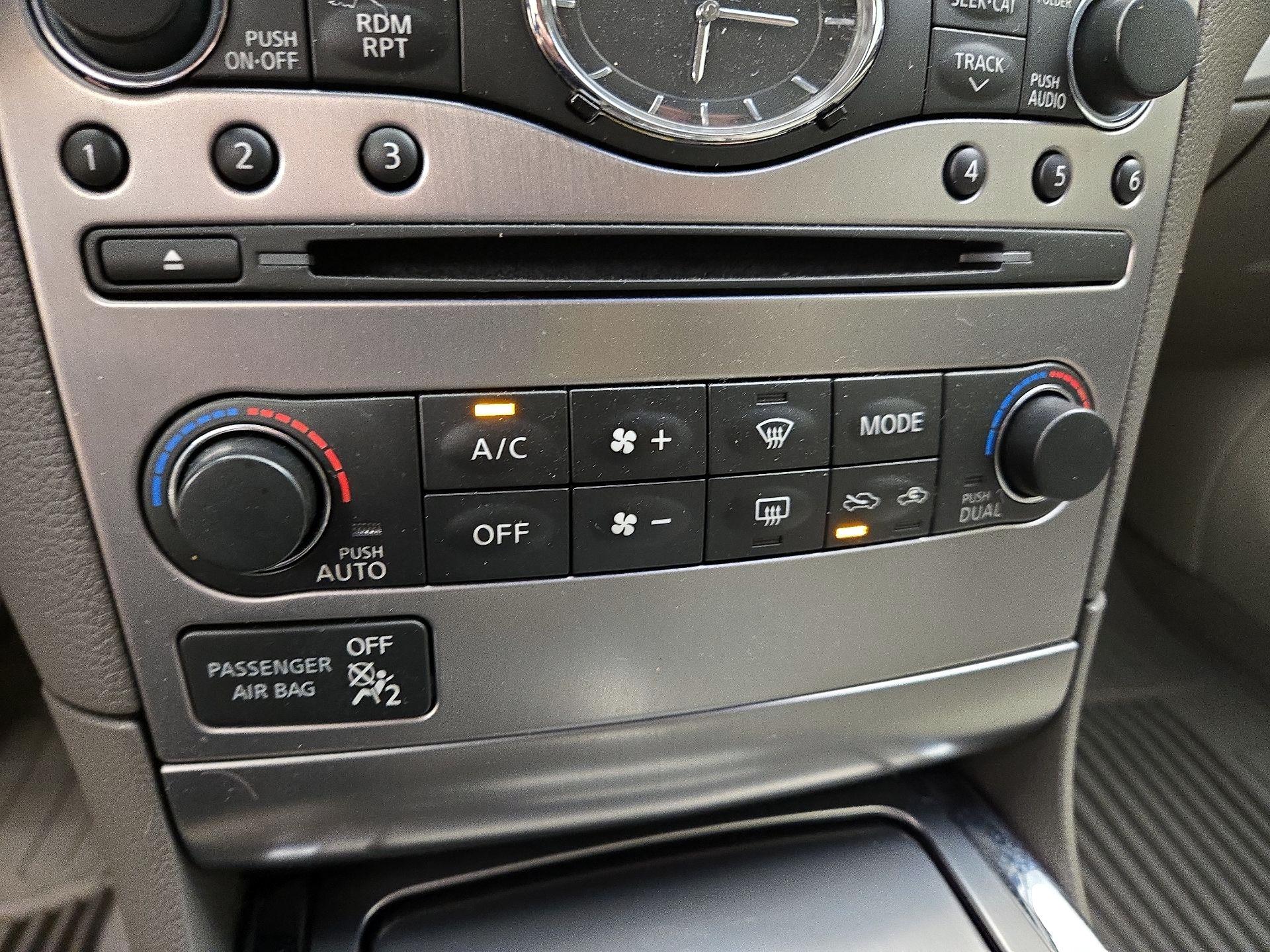 Thumbnail: 2015 INFINITI  - 17