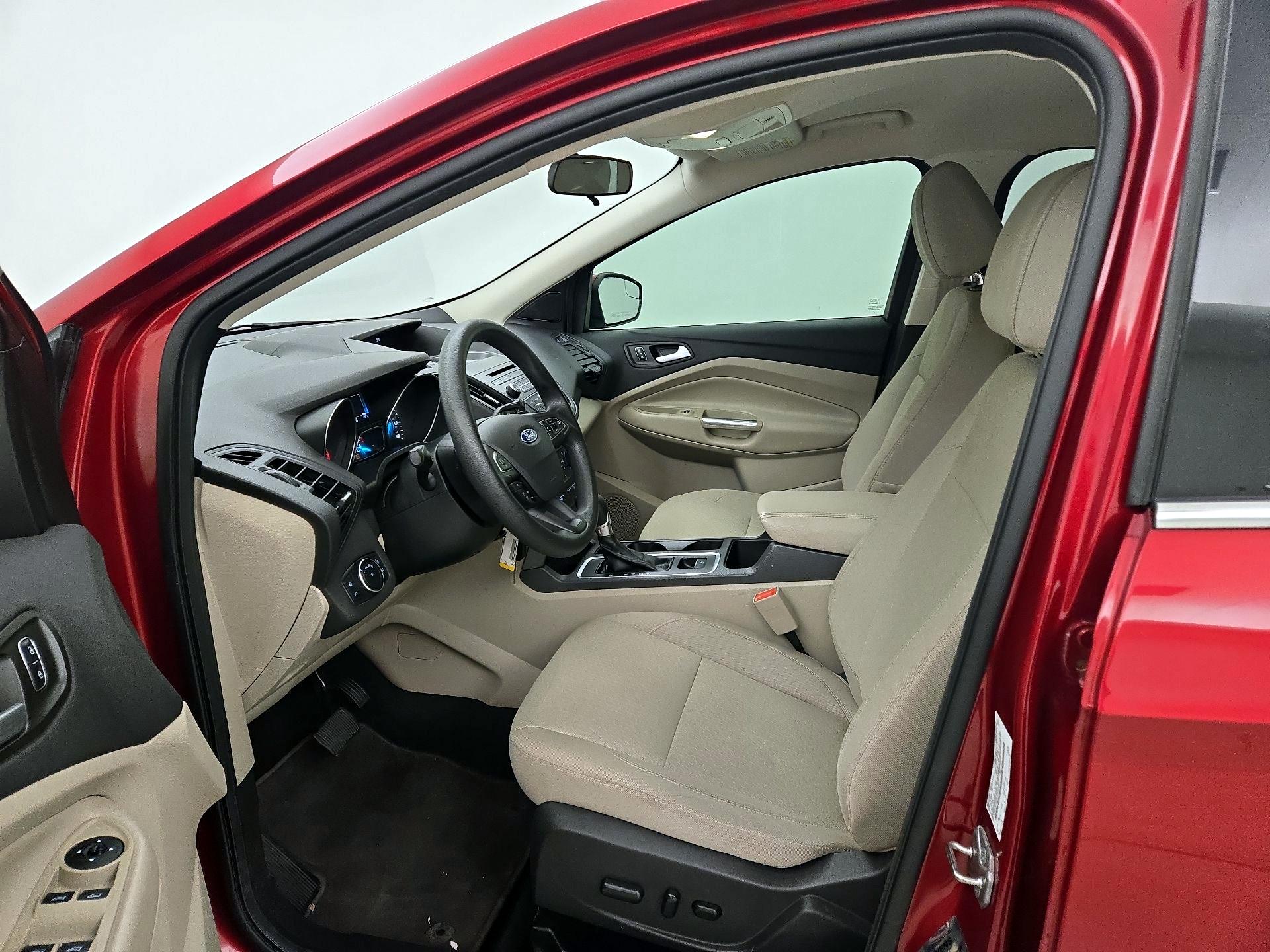 Thumbnail: 2017 Ford Escape - 11